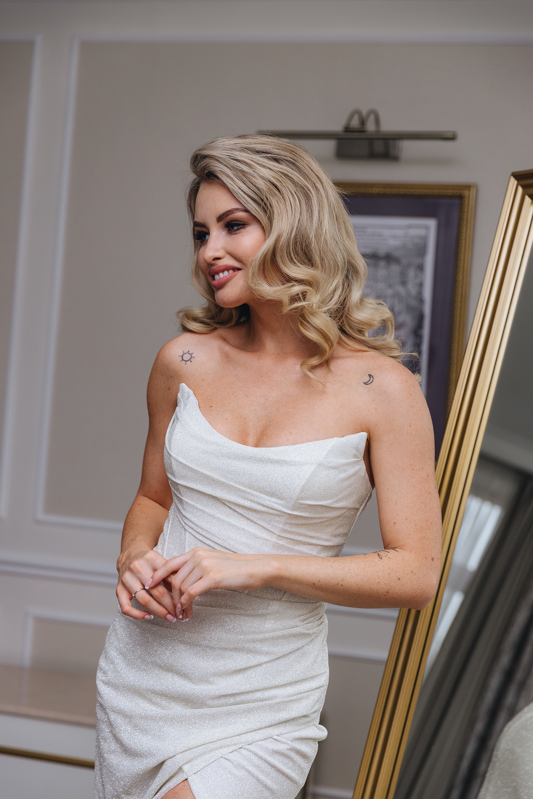 Свадебная фотосессия в отеле Tsar Palace. Свадебный фотограф и видеограф — Сергей и Дарья