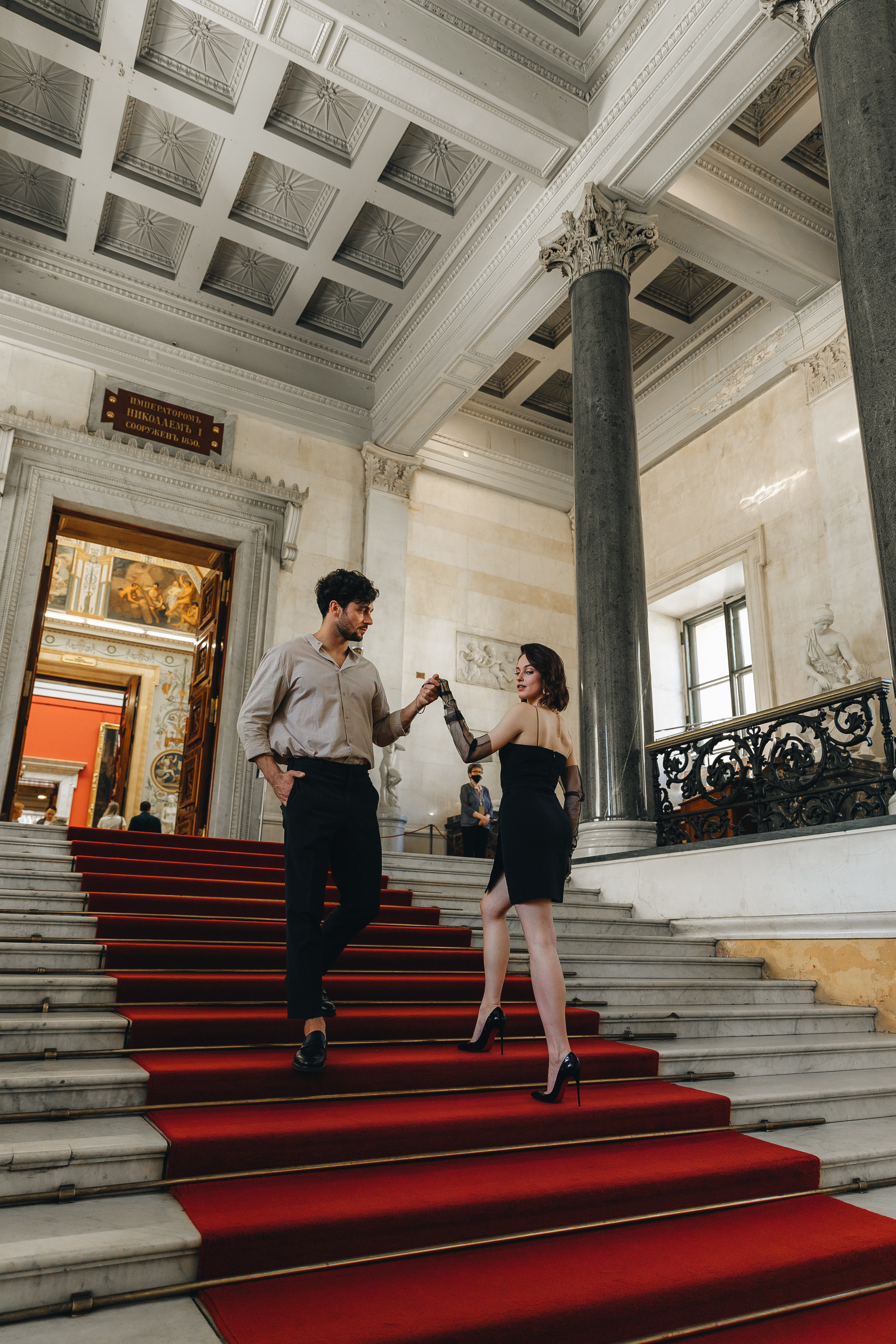 Лав стори в Эрмитаже. Свадьба. Свадебный фотограф. Свадебный фотограф и видеограф — Сергей и Дарья