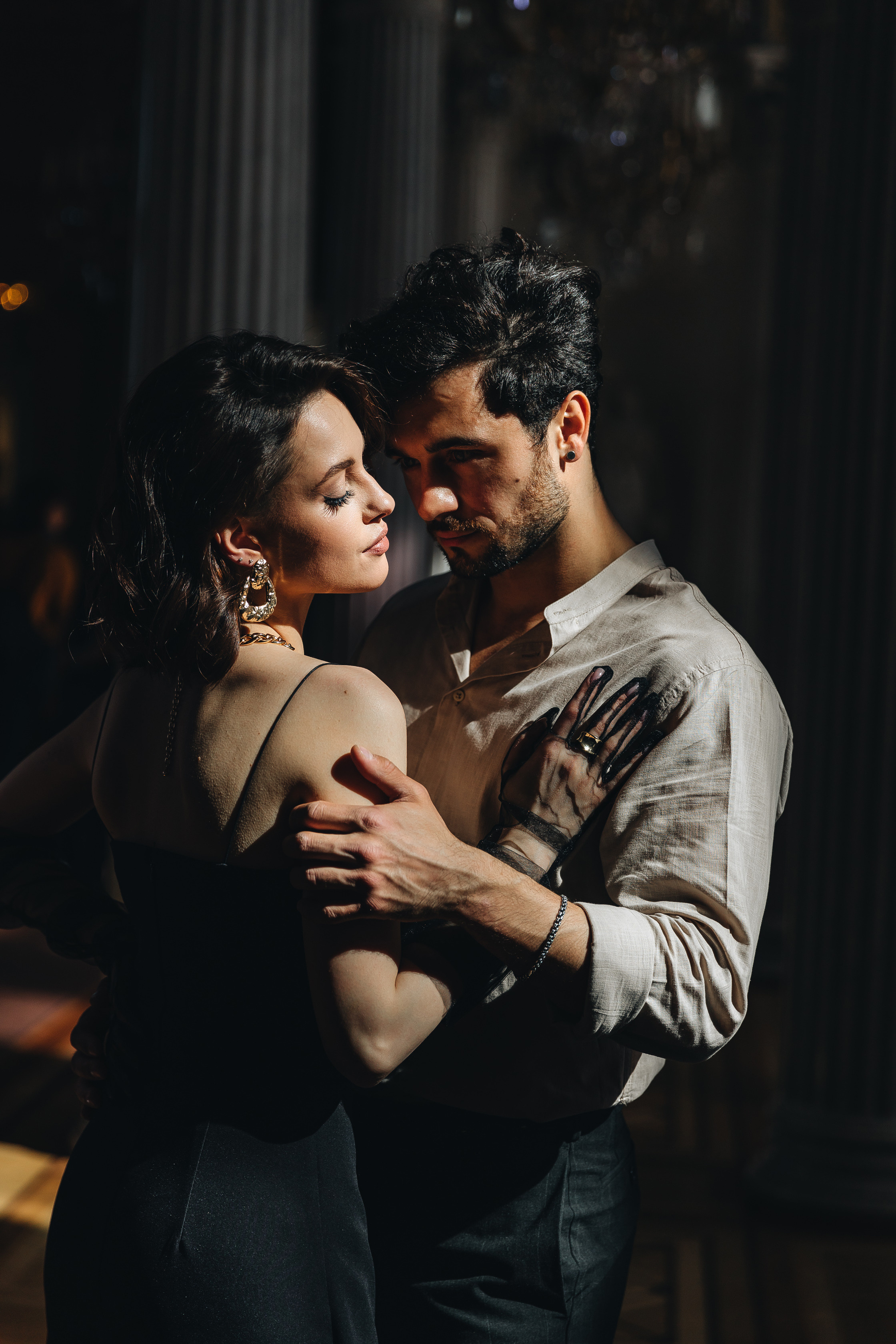 Лав стори в Эрмитаже. Свадьба. Свадебный фотограф. Свадебный фотограф и видеограф — Сергей и Дарья