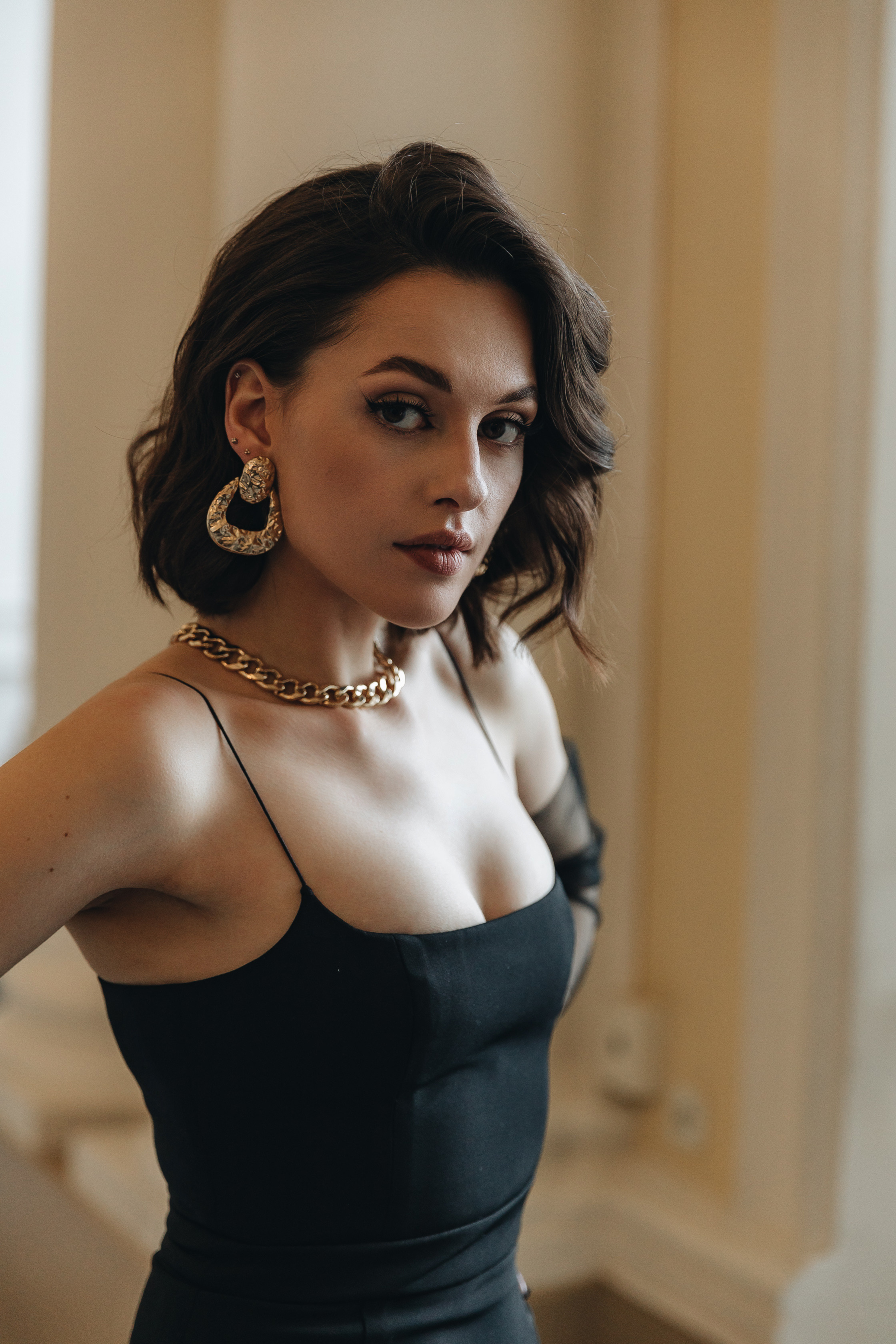 Лав стори в Эрмитаже. Свадьба. Свадебный фотограф. Свадебный фотограф и видеограф — Сергей и Дарья