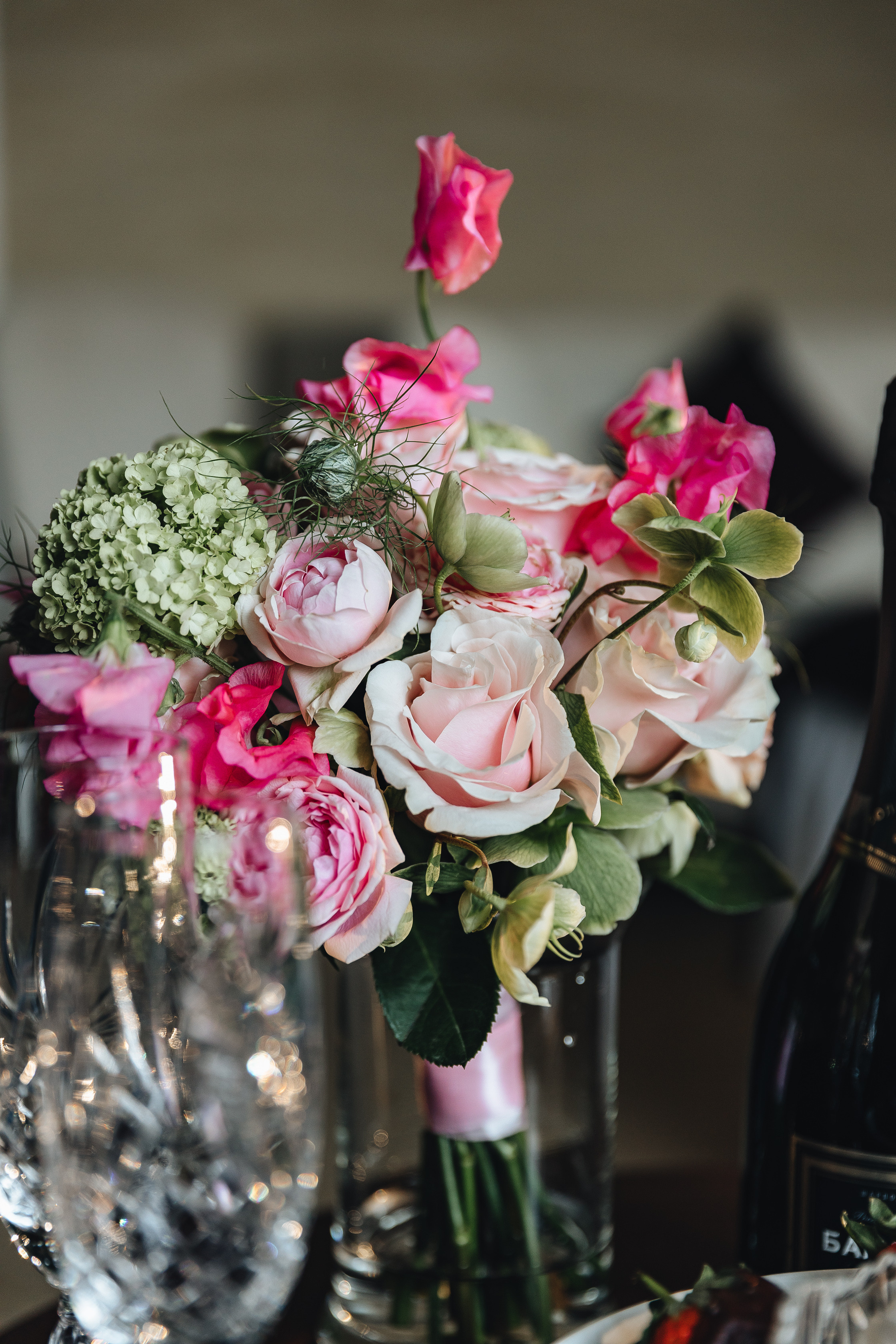 Свадебная фотосессия. Сборы невесты. Утро жениха и невесты. Свадебный фотограф и видеограф — Сергей и Дарья