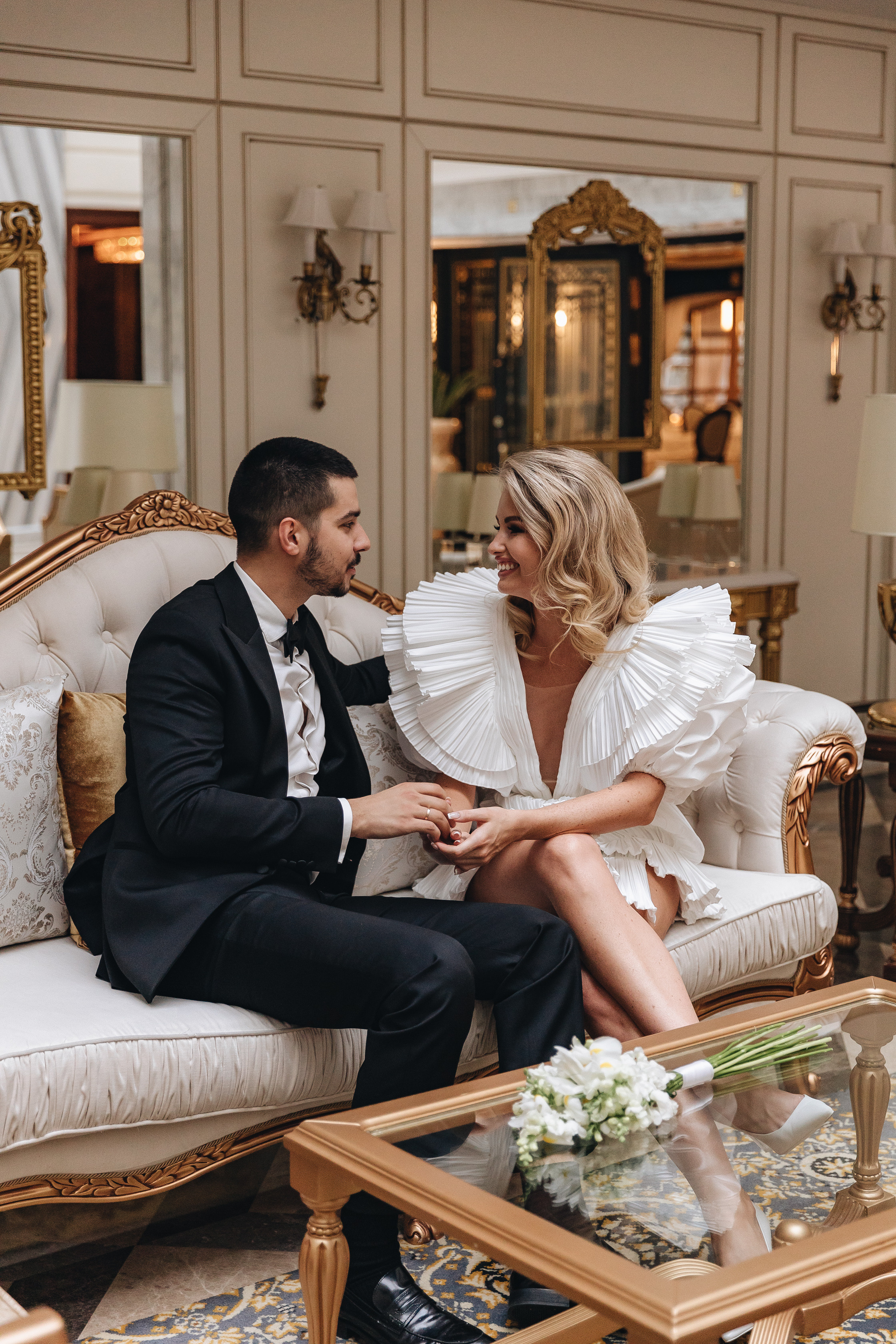 Свадебная фотосессия в отеле Tsar Palace. Свадебный фотограф и видеограф — Сергей и Дарья