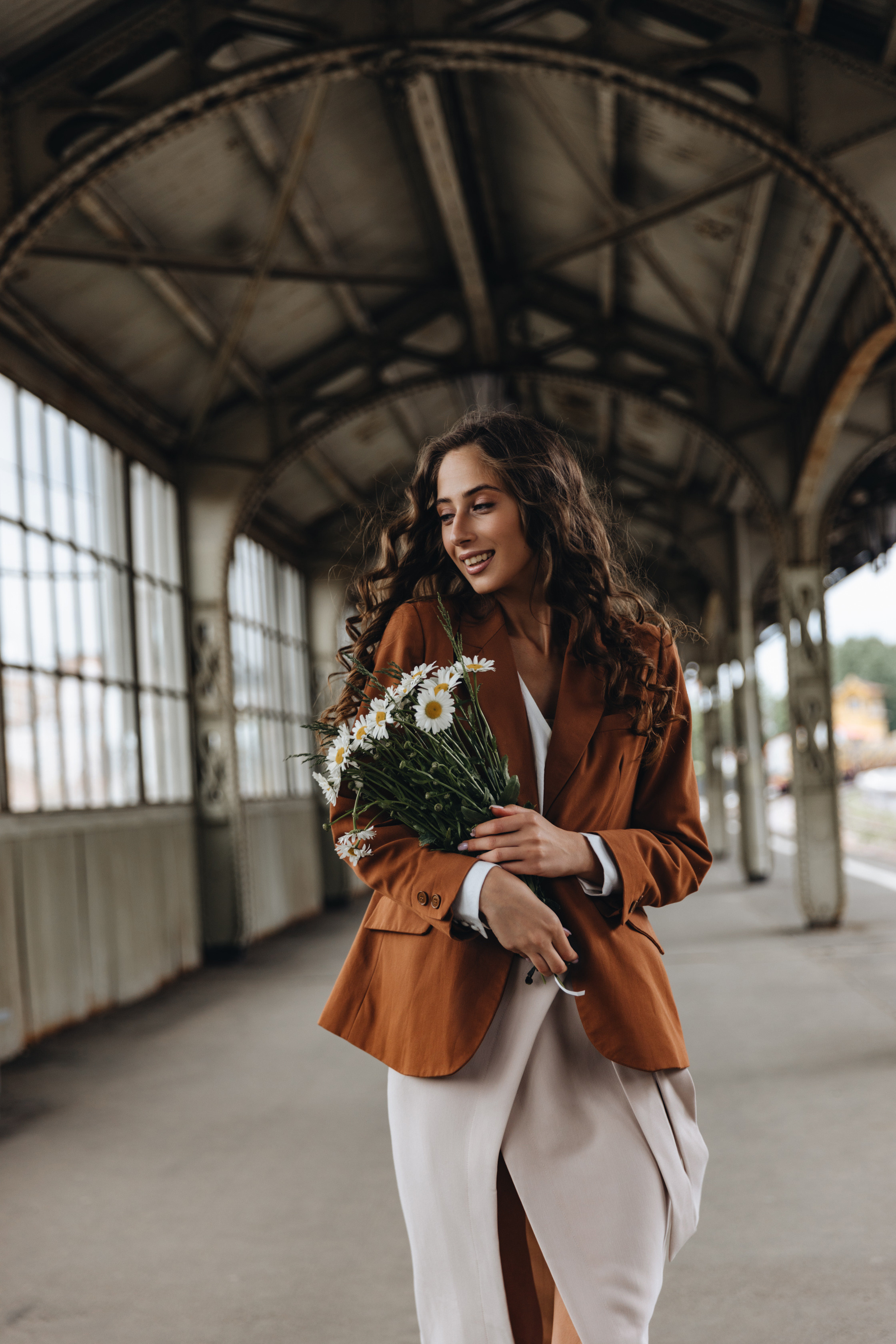 Лавстори на Витебском вокзале. Свадебный фотограф и видеограф — Сергей и Дарья