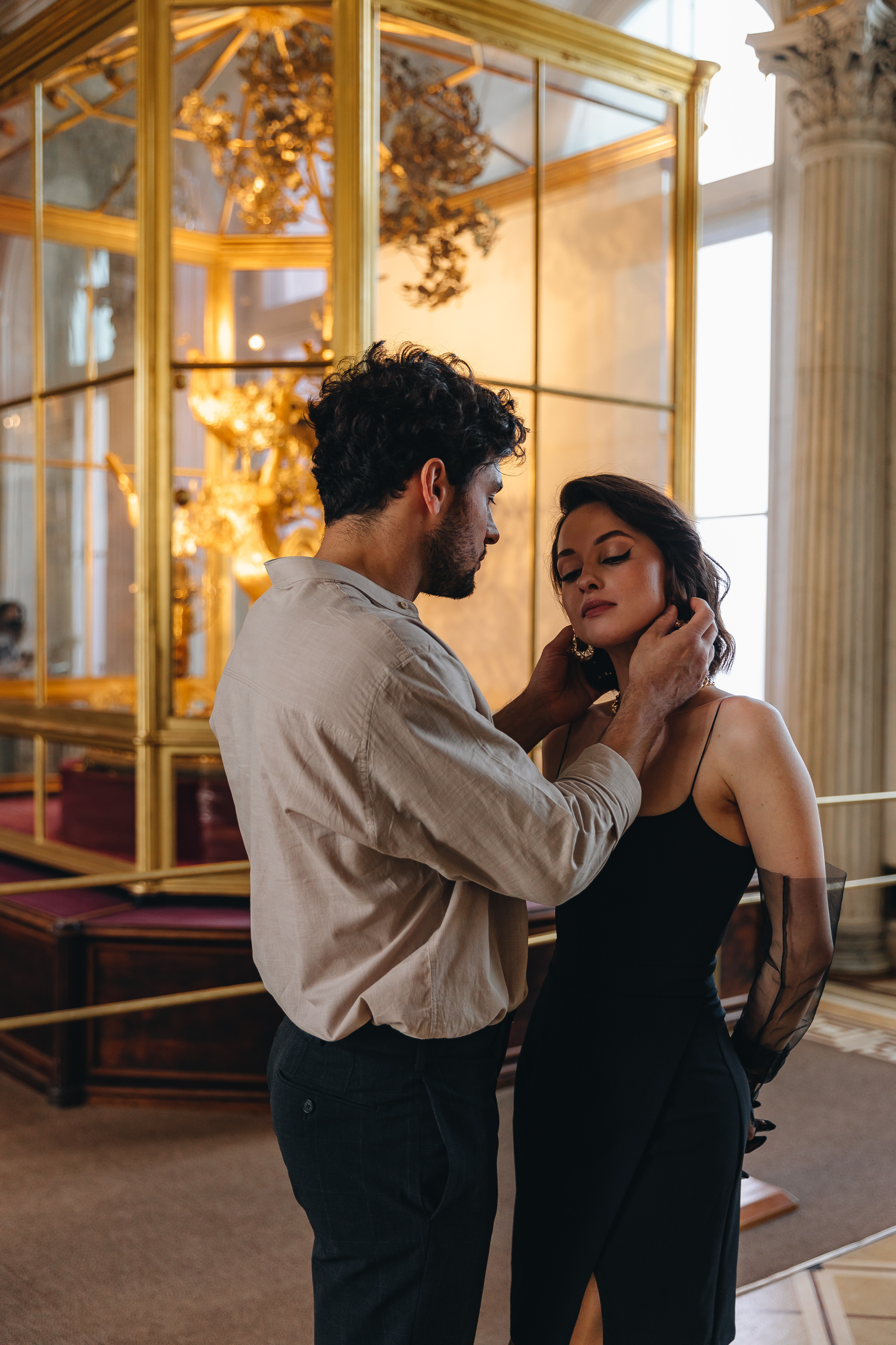 Лав стори в Эрмитаже. Свадьба. Свадебный фотограф. Свадебный фотограф и видеограф — Сергей и Дарья