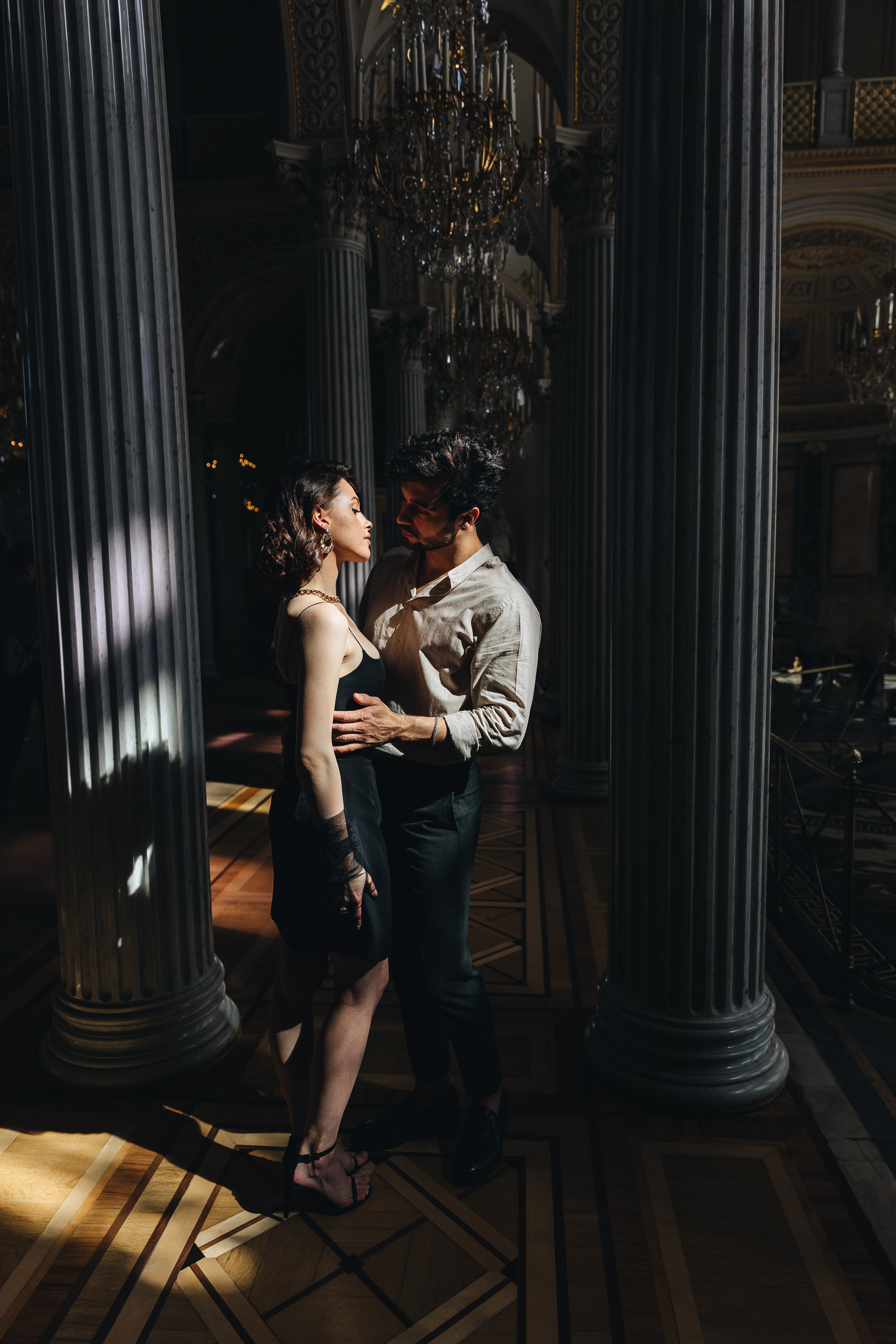 Лав стори в Эрмитаже. Свадьба. Свадебный фотограф. Свадебный фотограф и видеограф — Сергей и Дарья