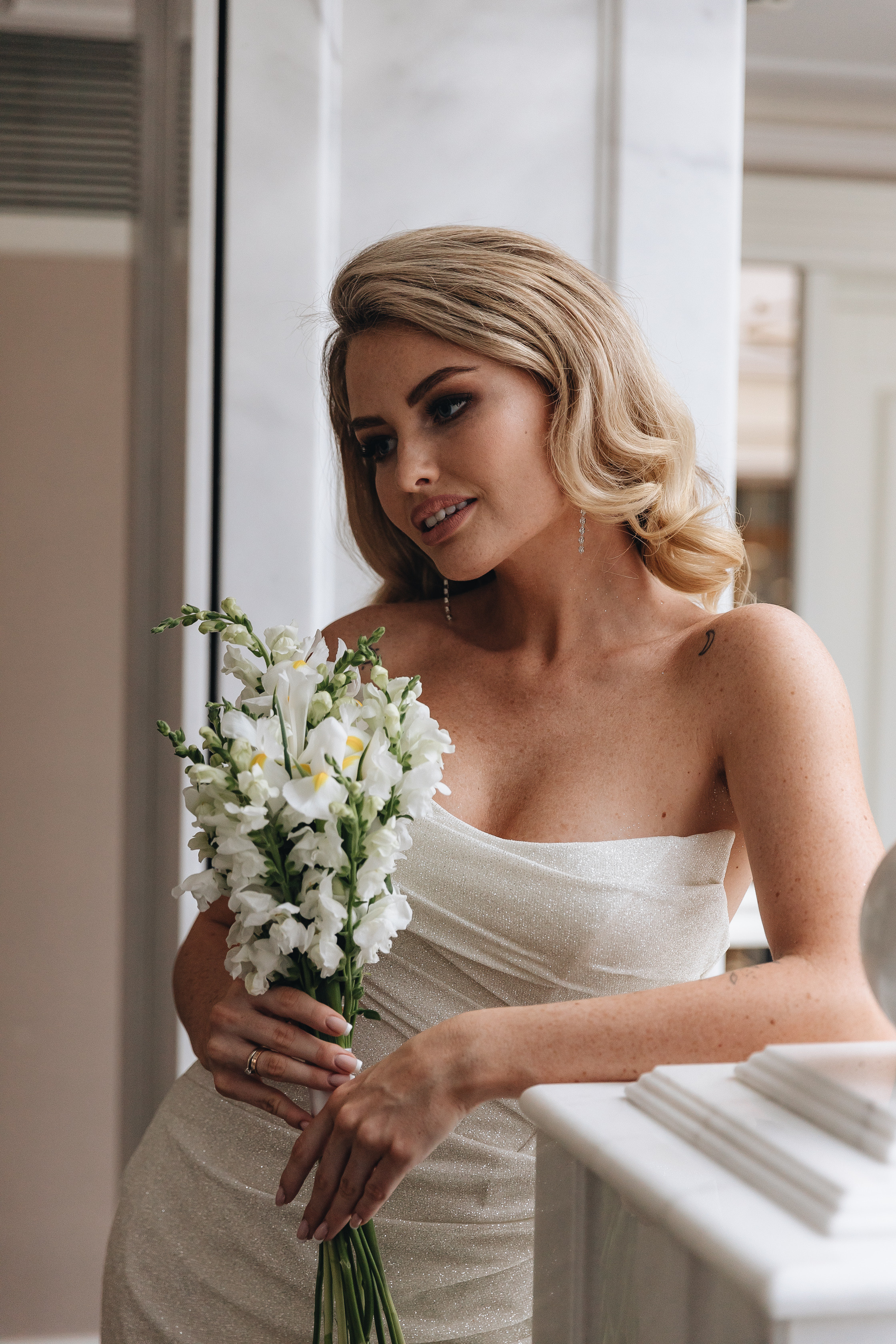 Свадебная фотосессия в отеле Tsar Palace. Свадебный фотограф и видеограф — Сергей и Дарья