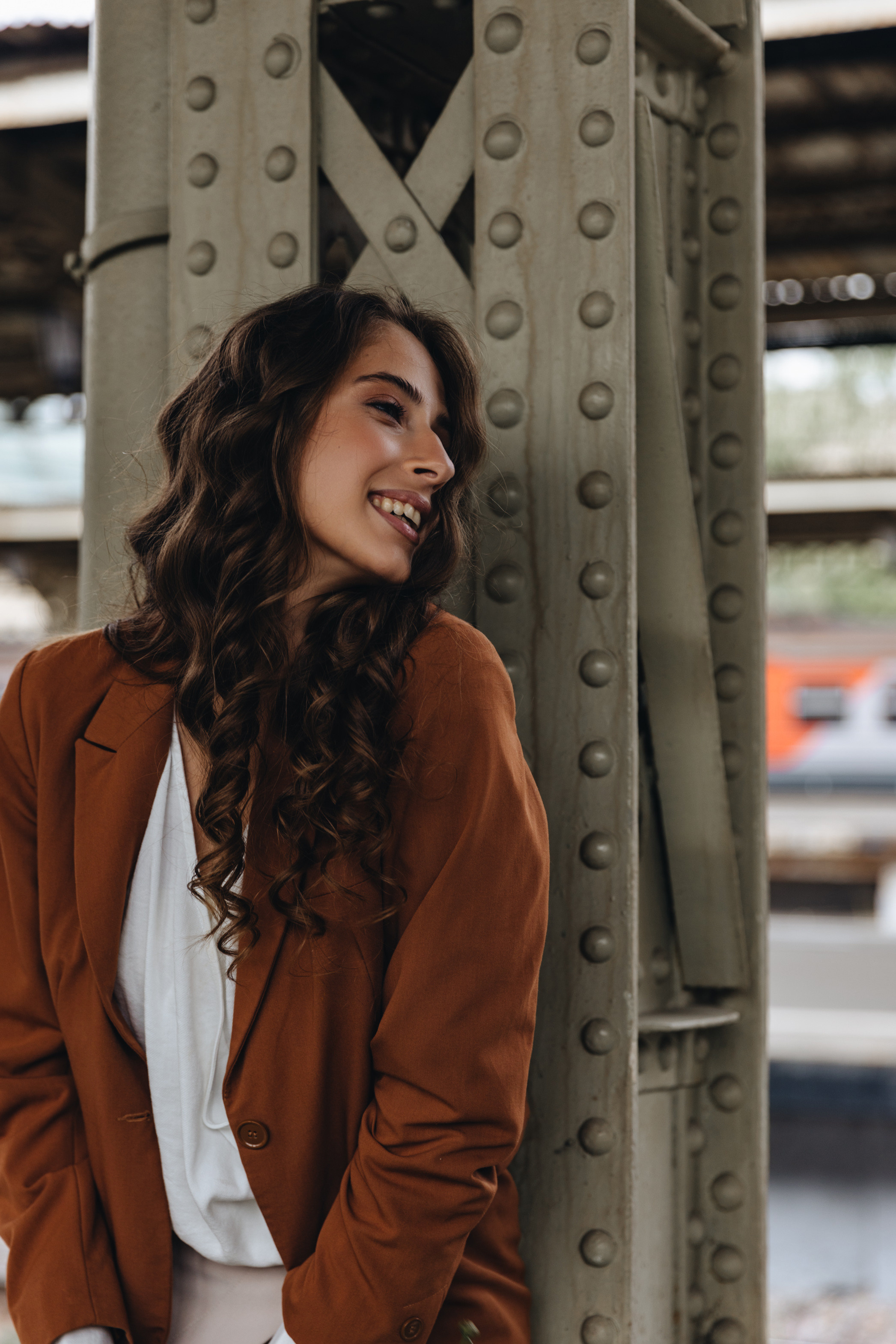 Лавстори на Витебском вокзале. Свадебный фотограф и видеограф — Сергей и Дарья