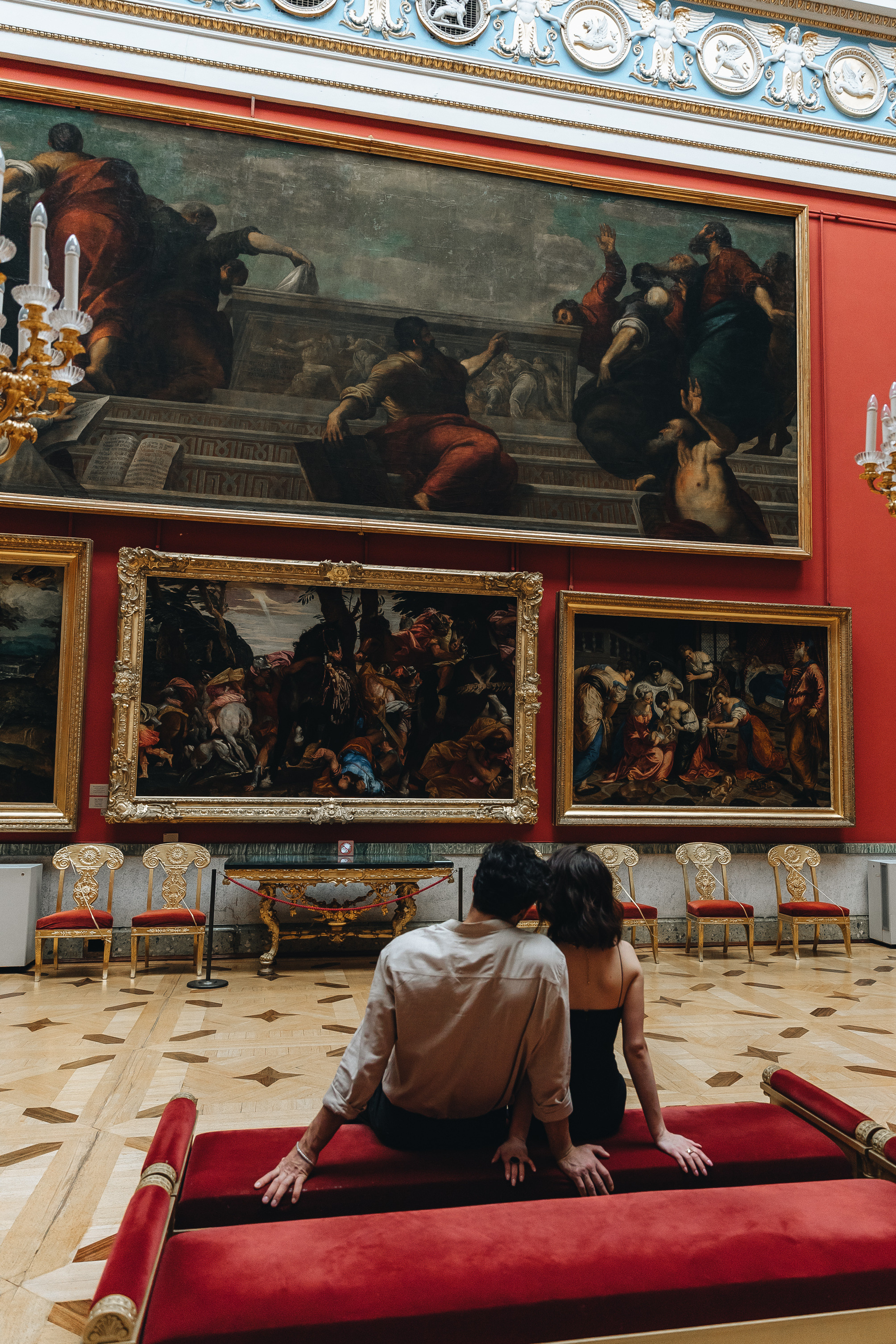 Лав стори в Эрмитаже. Свадьба. Свадебный фотограф. Свадебный фотограф и видеограф — Сергей и Дарья