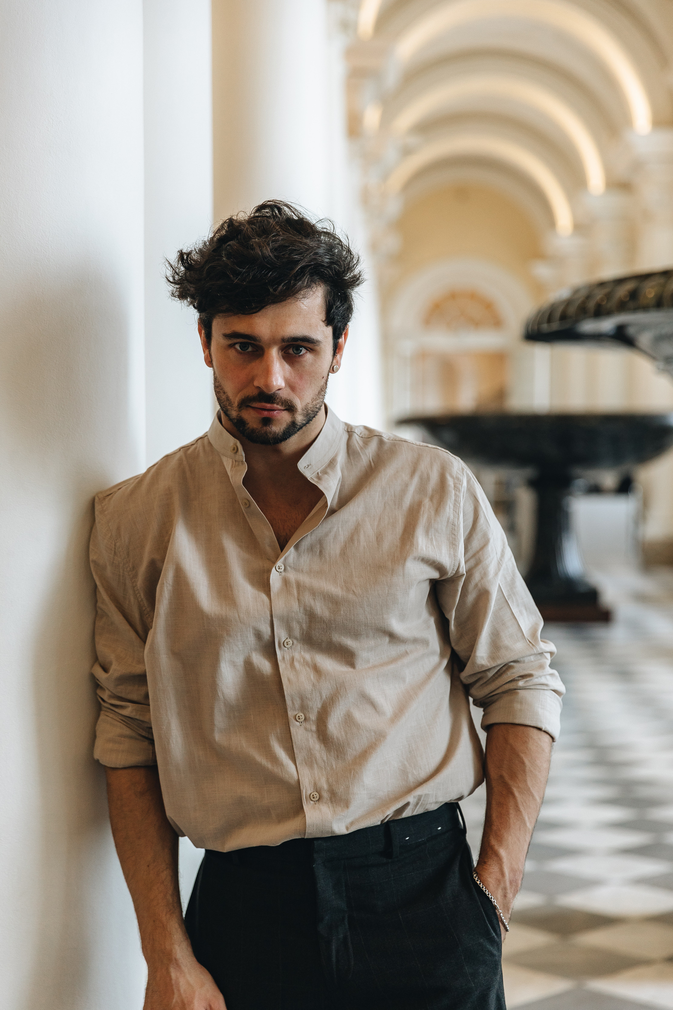 Лав стори в Эрмитаже. Свадьба. Свадебный фотограф. Свадебный фотограф и видеограф — Сергей и Дарья