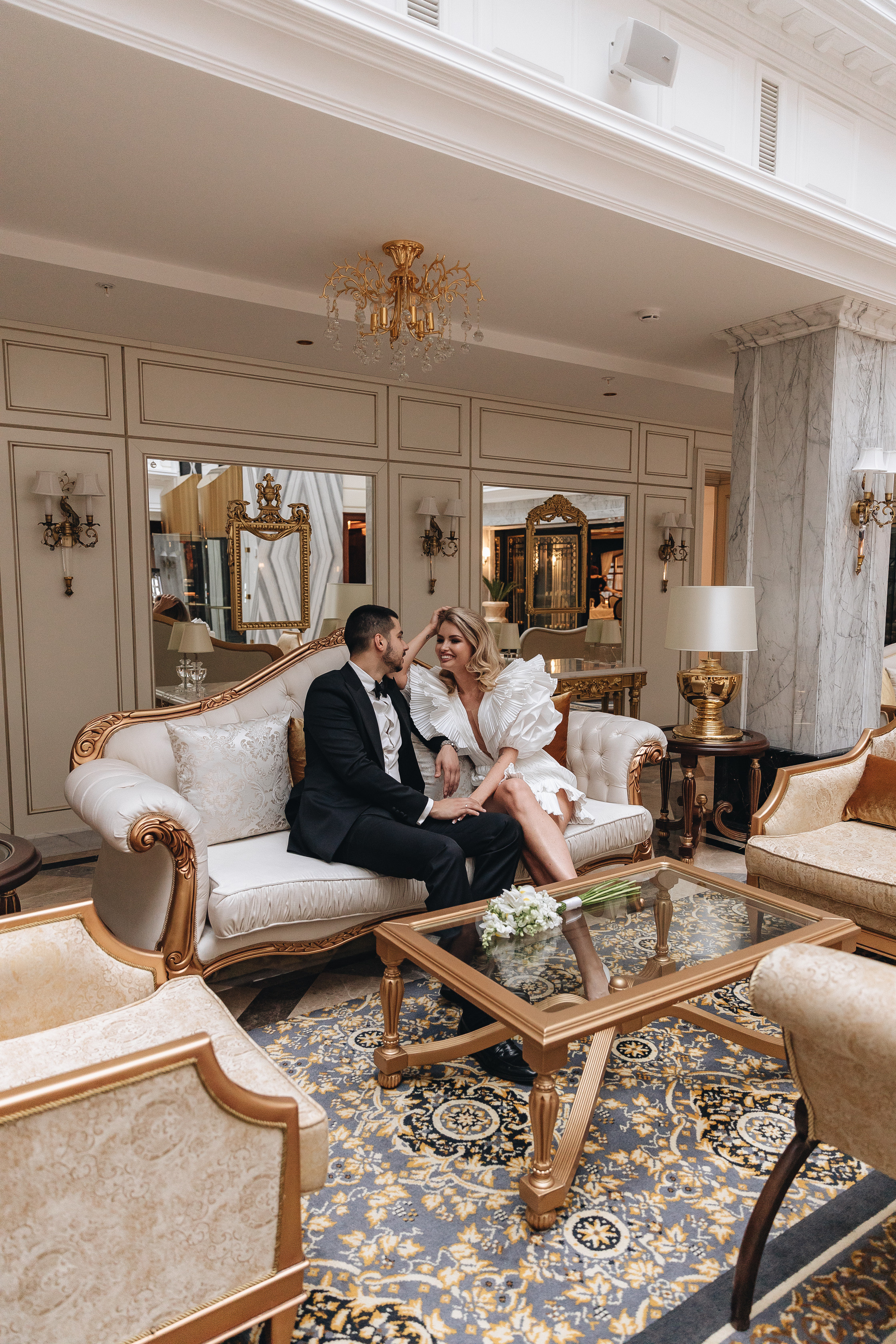 Свадебная фотосессия в отеле Tsar Palace. Свадебный фотограф и видеограф — Сергей и Дарья