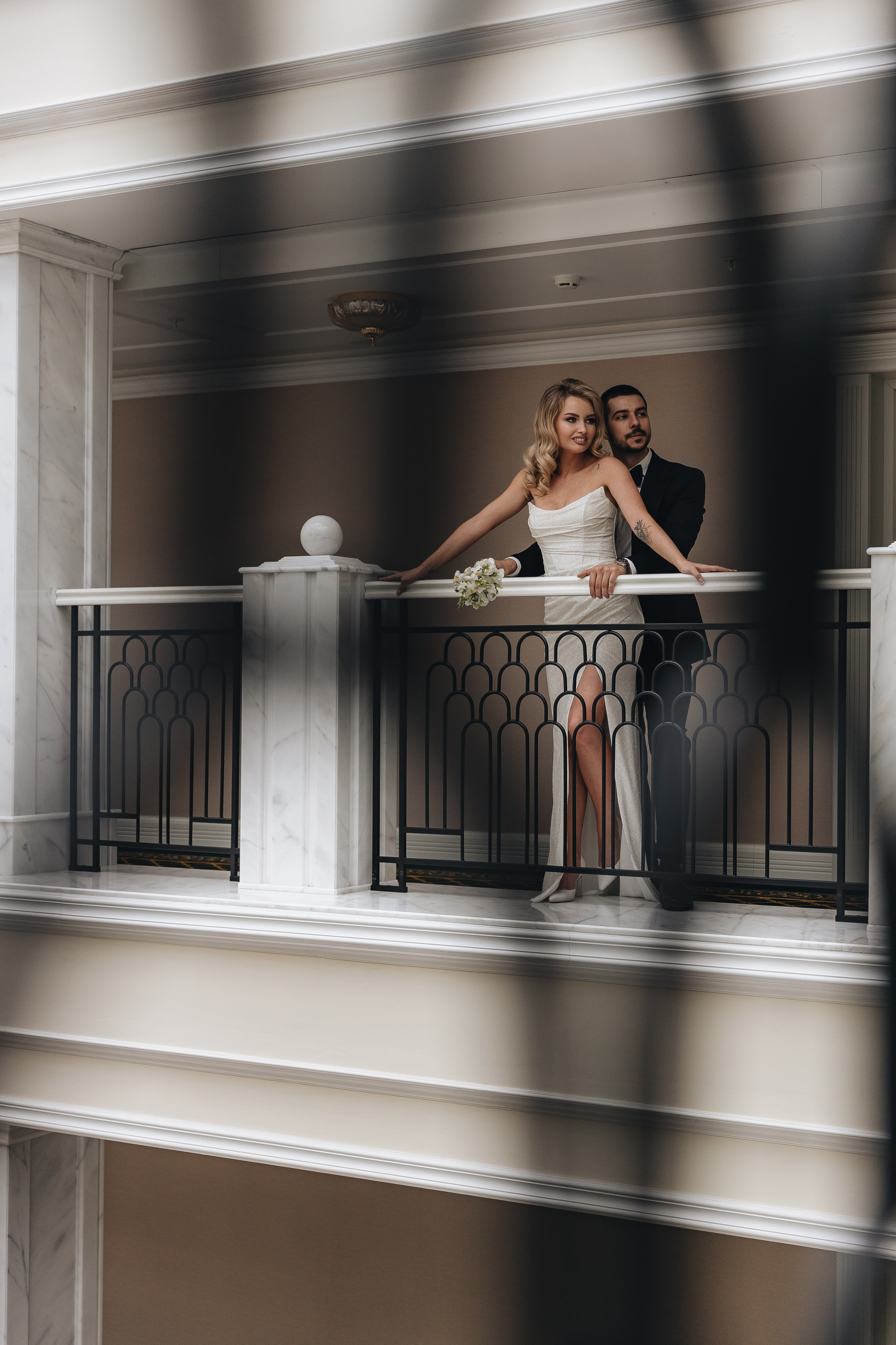 Свадебная фотосессия в отеле Tsar Palace. Свадебный фотограф и видеограф — Сергей и Дарья