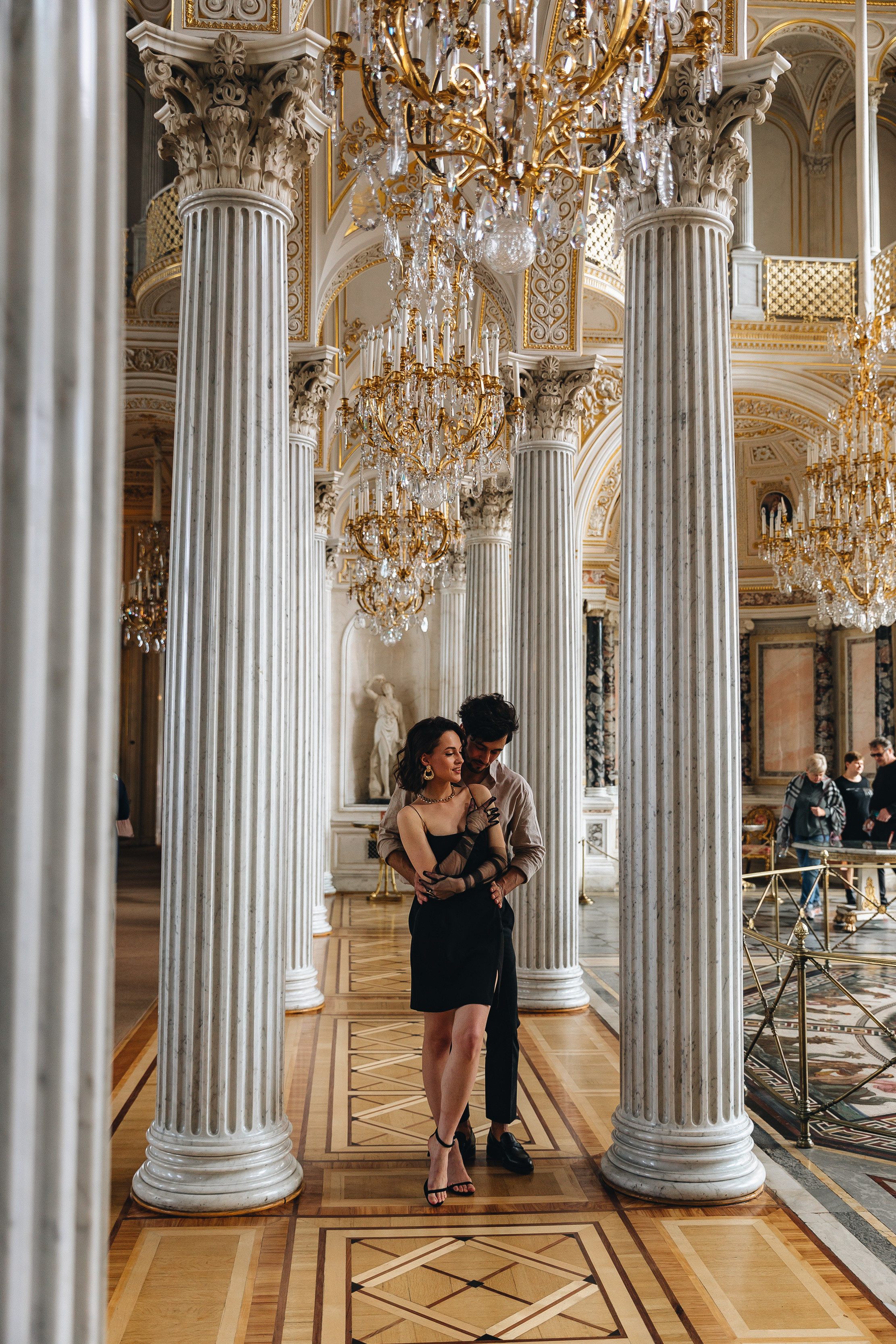 Лав стори в Эрмитаже. Свадьба. Свадебный фотограф. Свадебный фотограф и видеограф — Сергей и Дарья