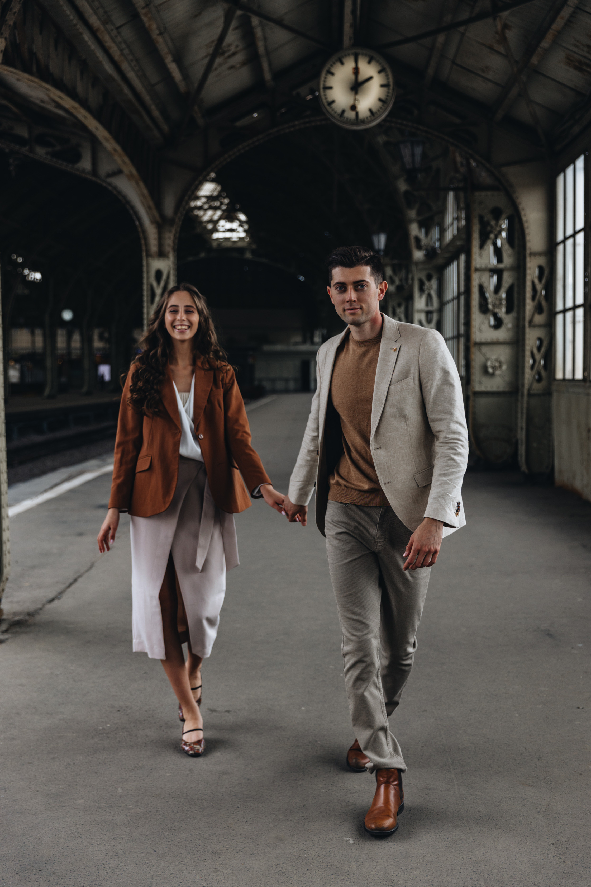 Лавстори на Витебском вокзале. Свадебный фотограф и видеограф — Сергей и Дарья