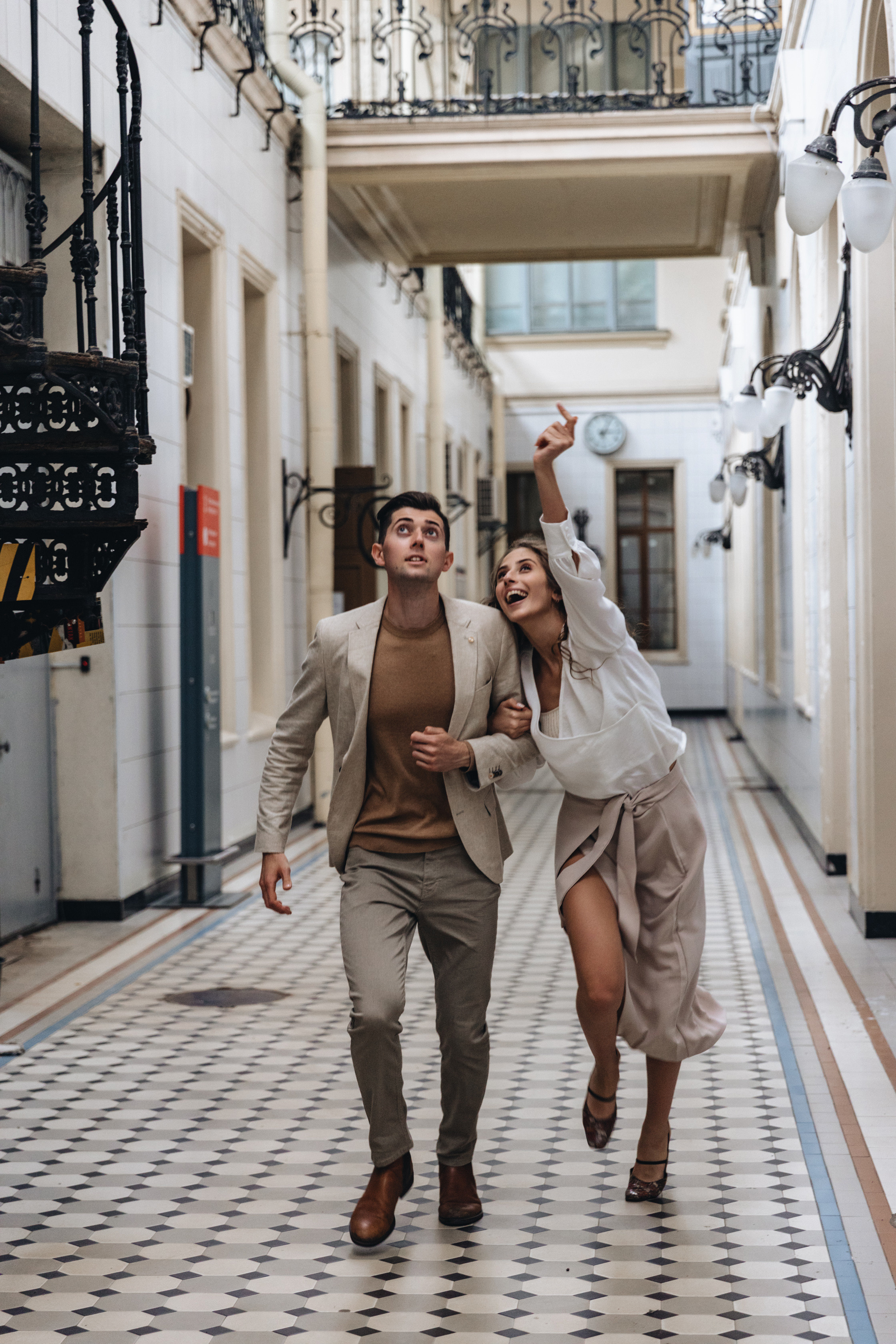 Лавстори на Витебском вокзале. Свадебный фотограф и видеограф — Сергей и Дарья