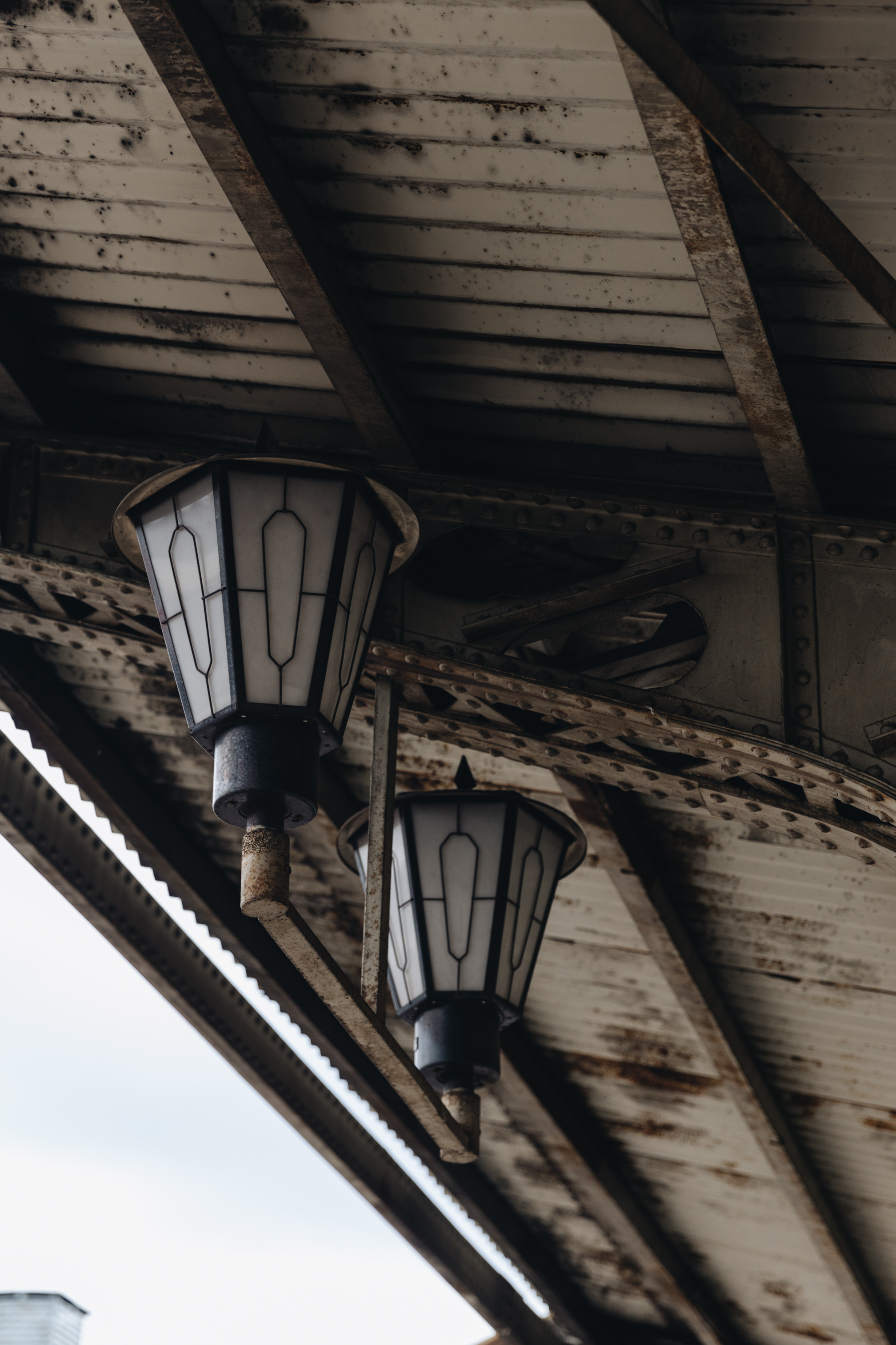 Лавстори на Витебском вокзале. Свадебный фотограф и видеограф — Сергей и Дарья