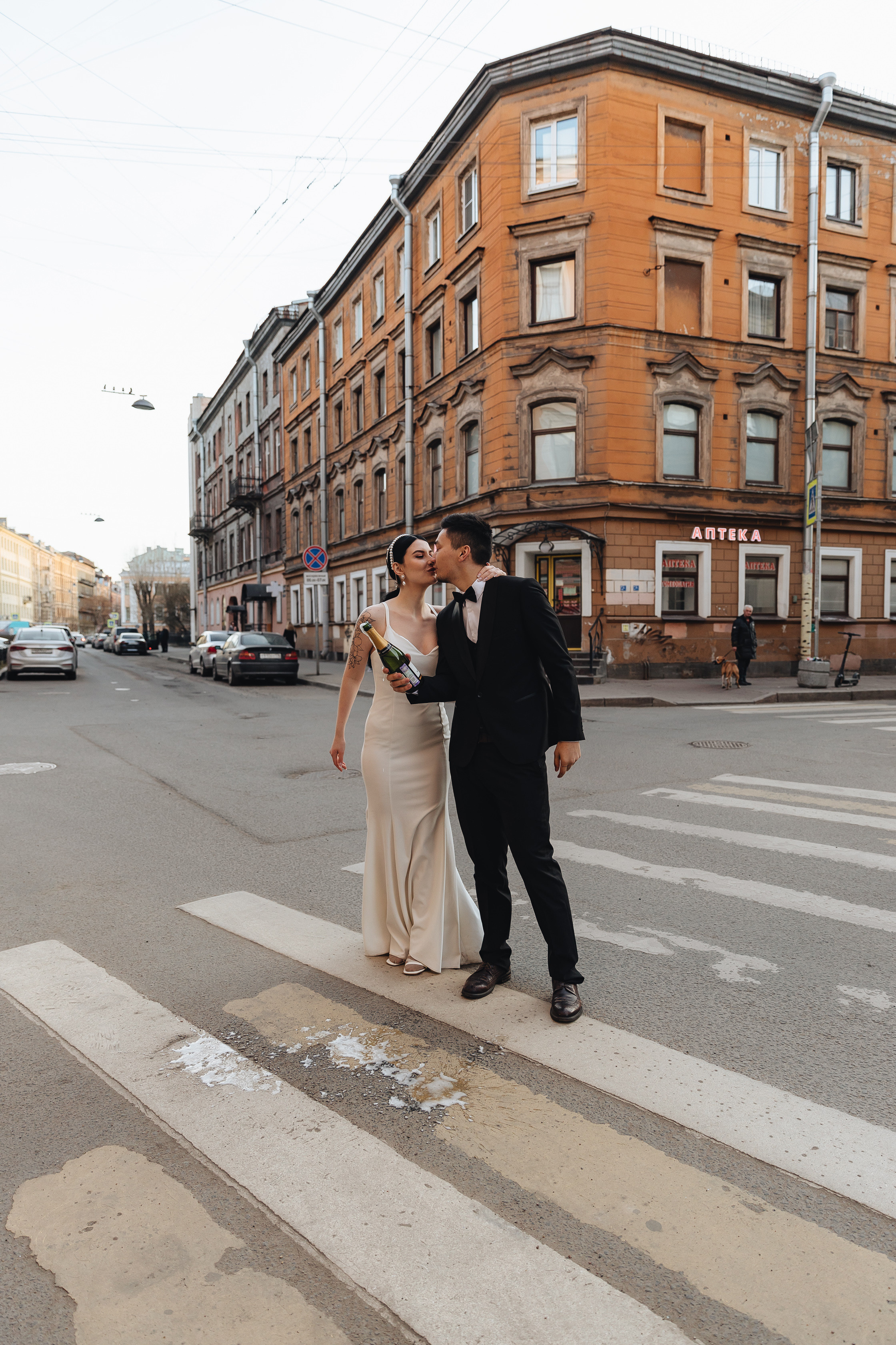 Утро жениха и невесты. Сборы жениха и невесты. Свадебный фотограф и видеограф — Сергей и Дарья