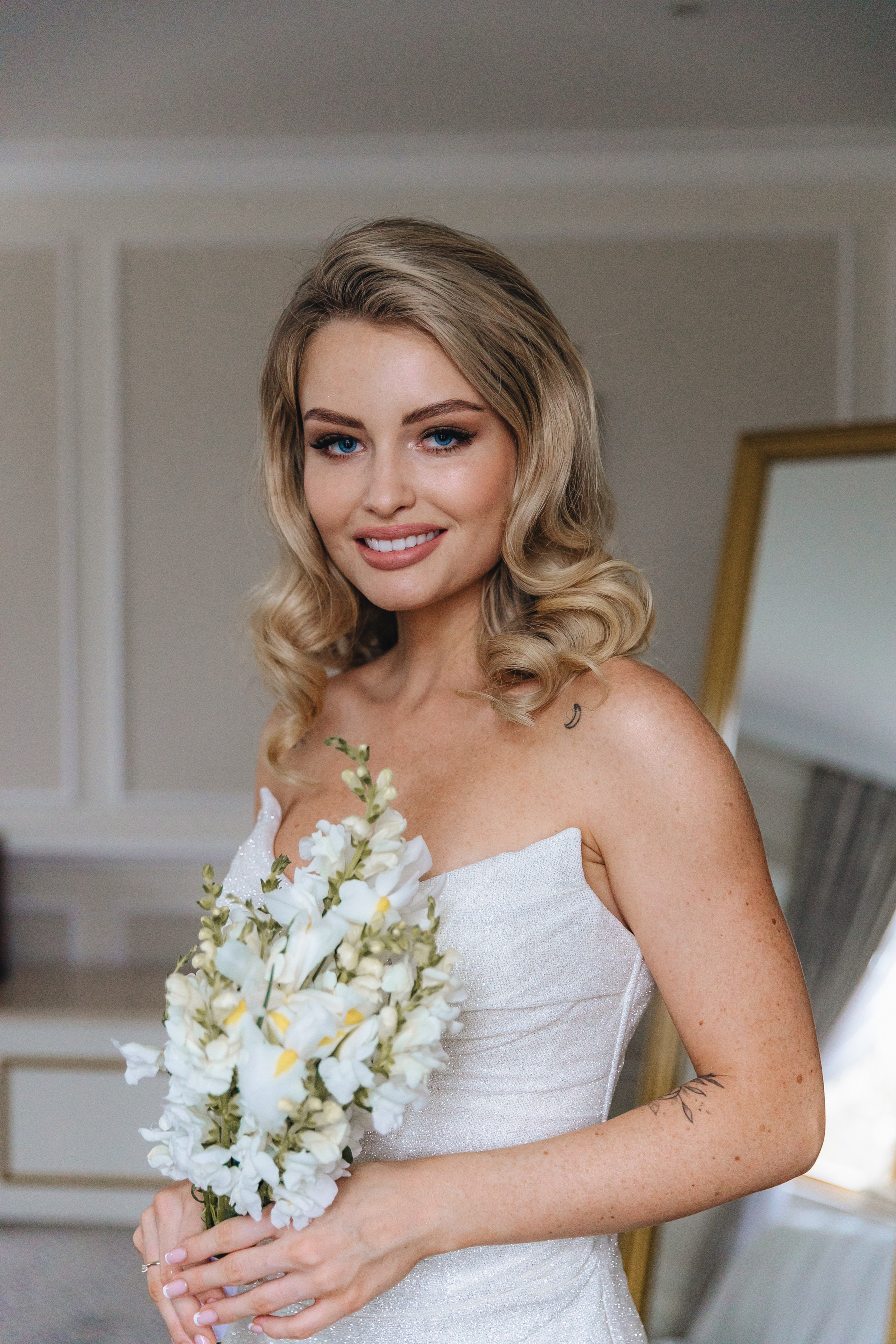 Свадебная фотосессия в отеле Tsar Palace. Свадебный фотограф и видеограф — Сергей и Дарья