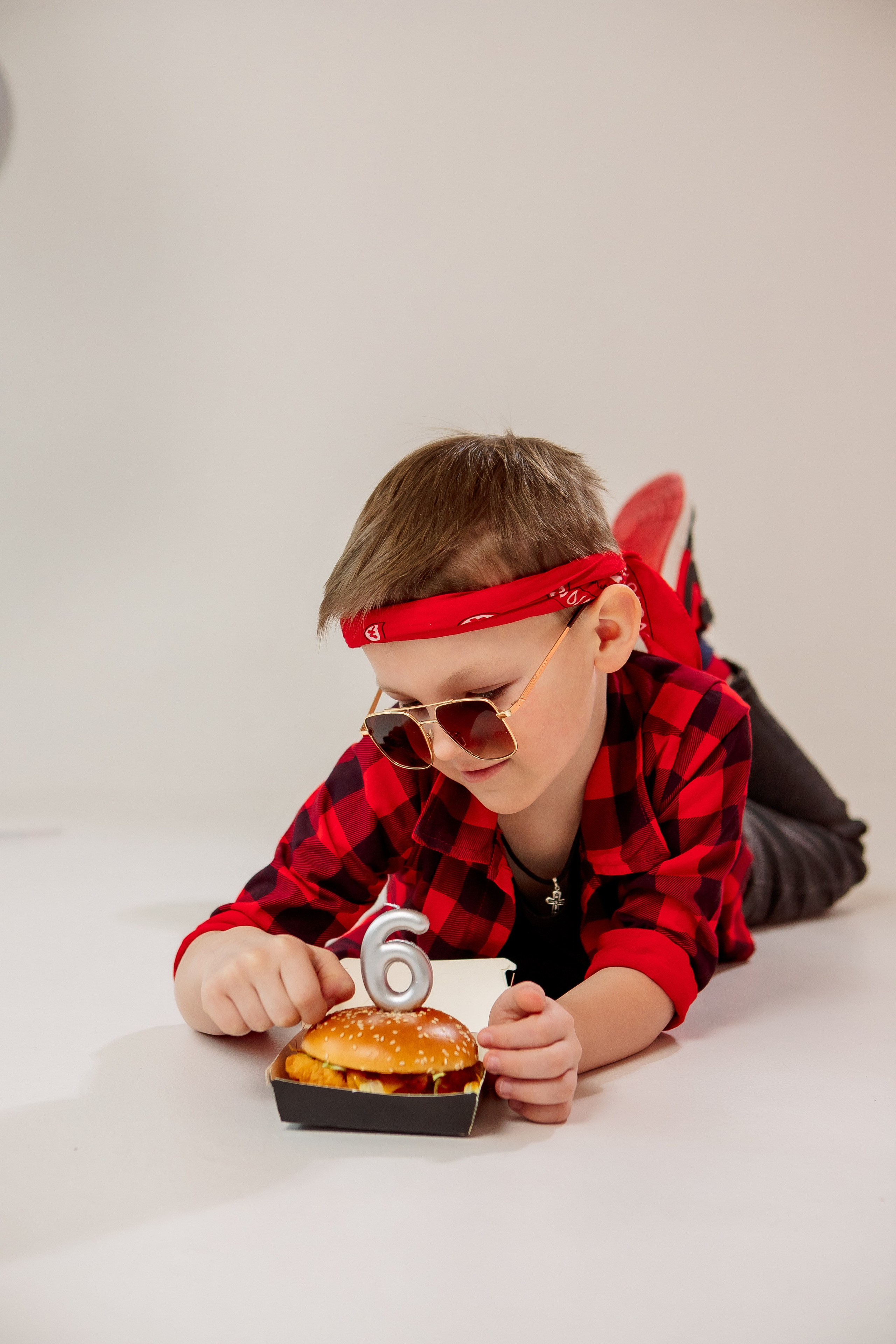 Мама и сын. Семейный детский фотограф. Фотосессия в Минске