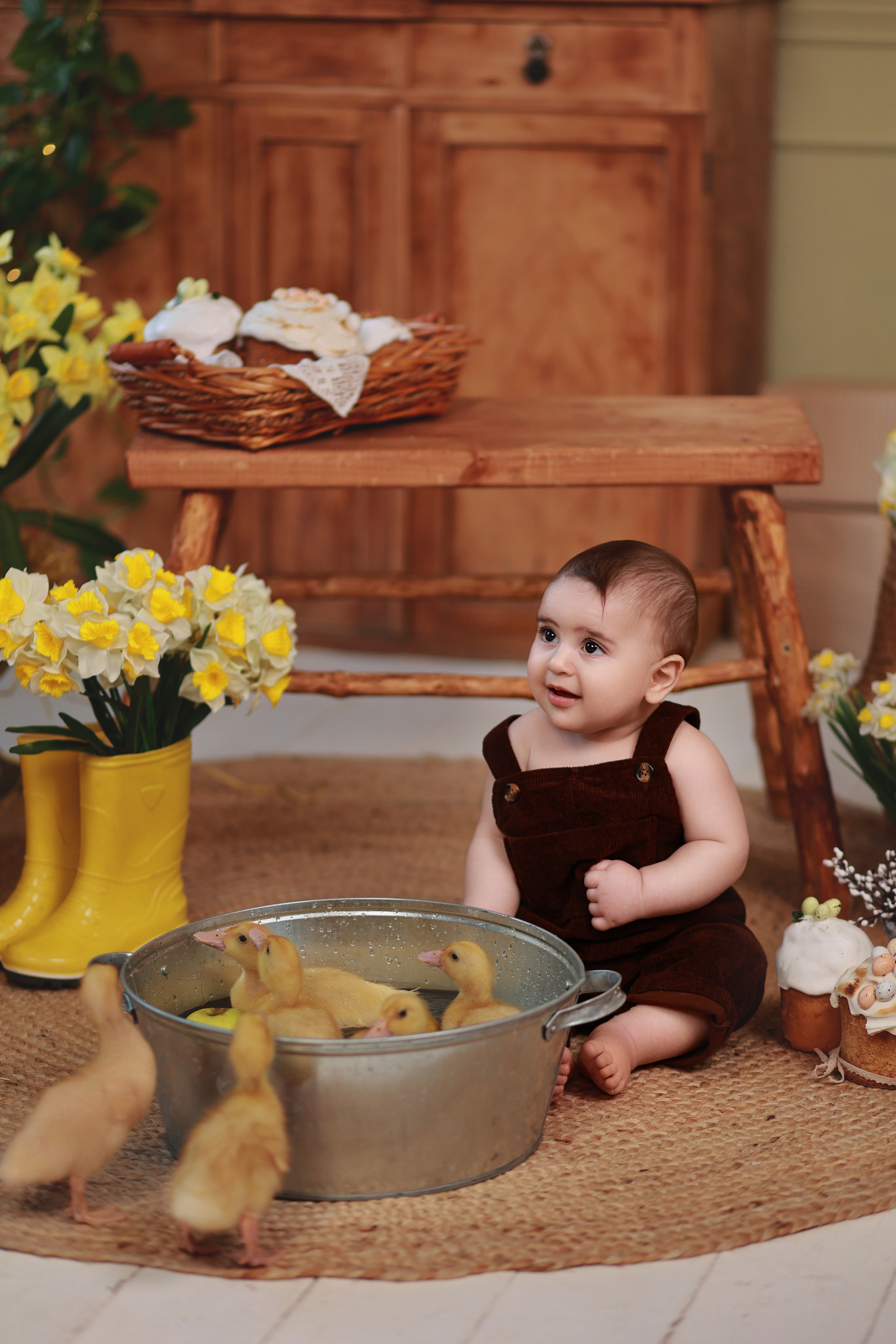 «Светлая Пасха» с утятами. Детский семейный фотограф Краснодар