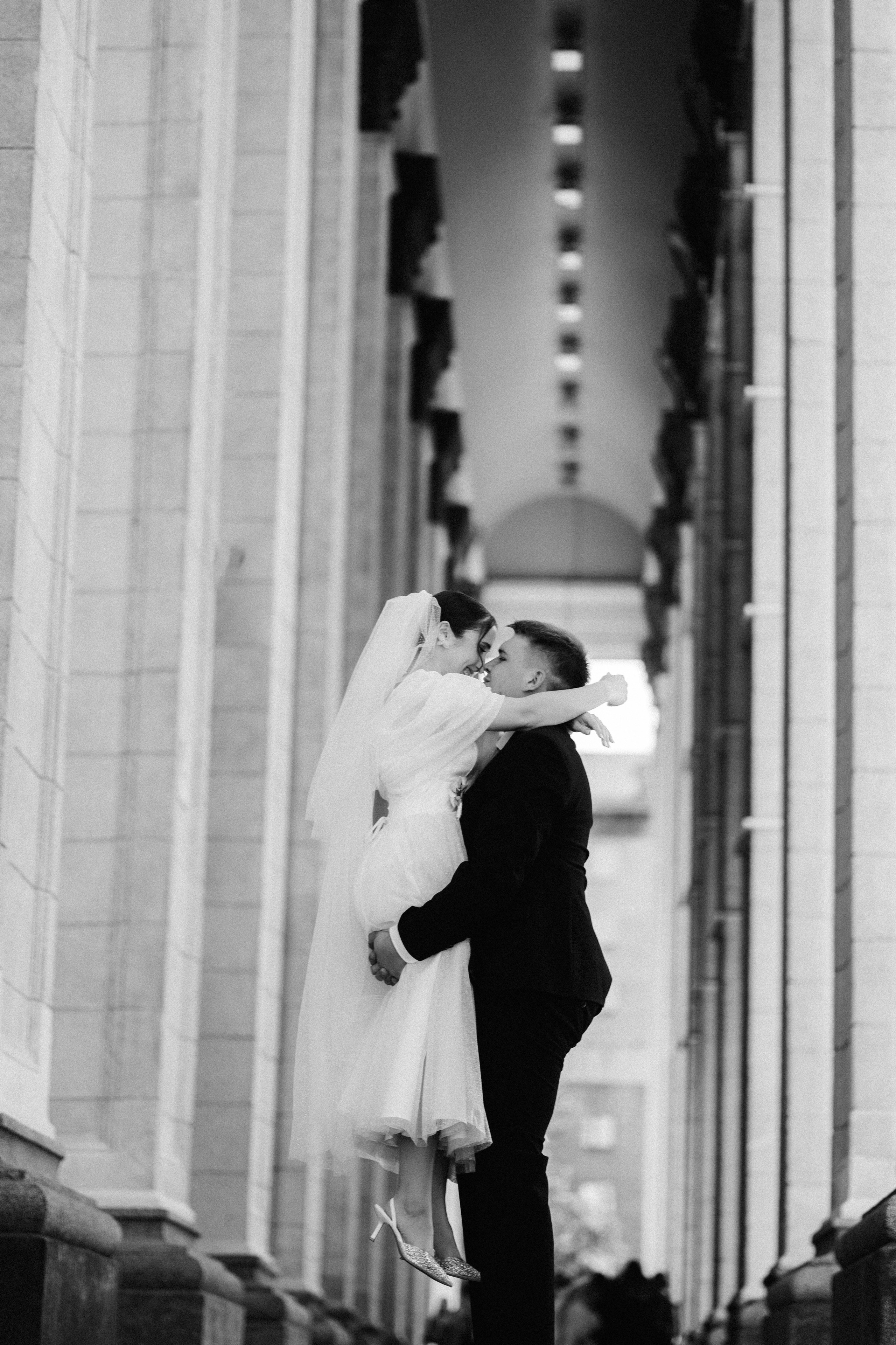 Свадебный фотограф в Новосибирске. Свадебный и портретный фотограф в Новосибирске Любовь Исакова