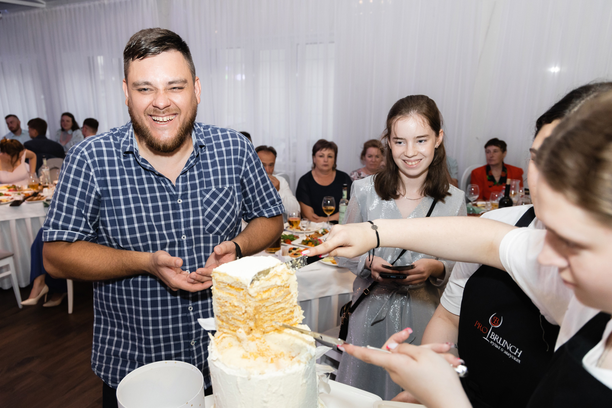 Алёна и Денис (полный день). Фотограф в Барнауле Юлия Садвокасова