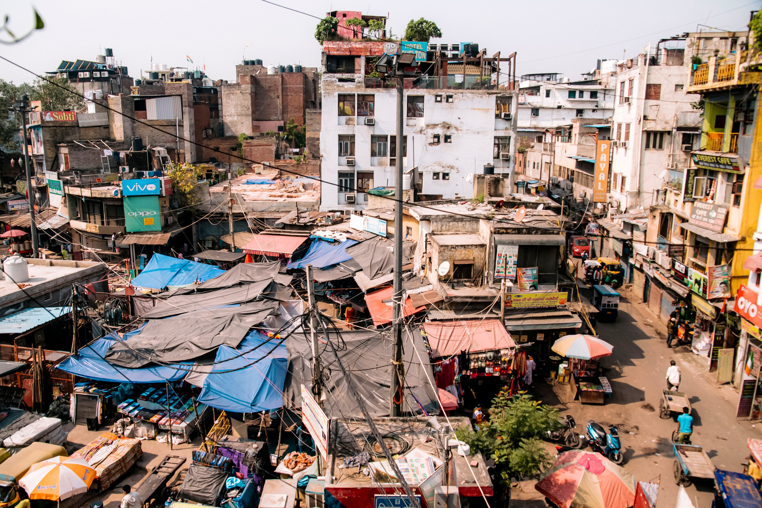 Дели. стрит. Iraogo