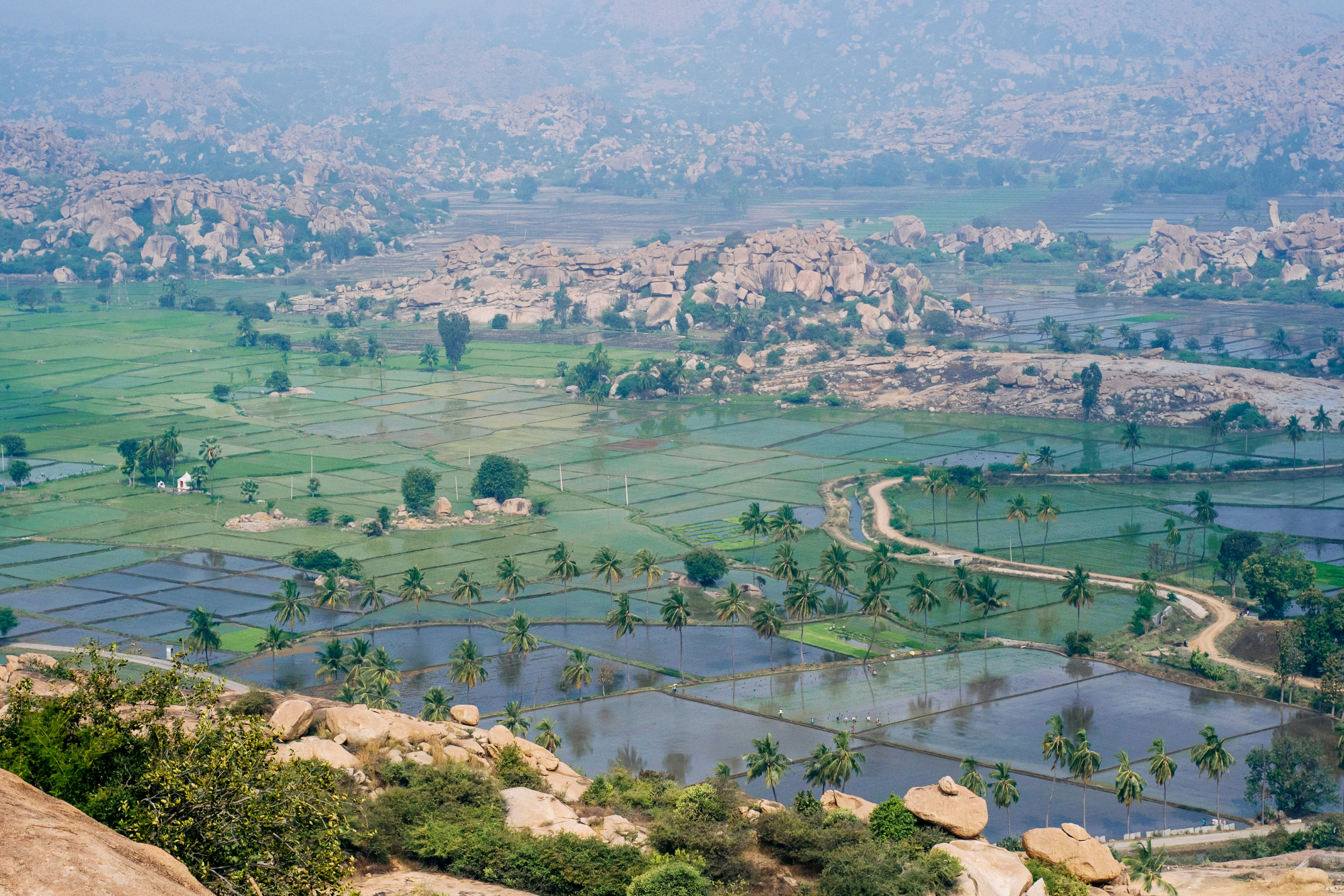 Hampi street. Iraogo