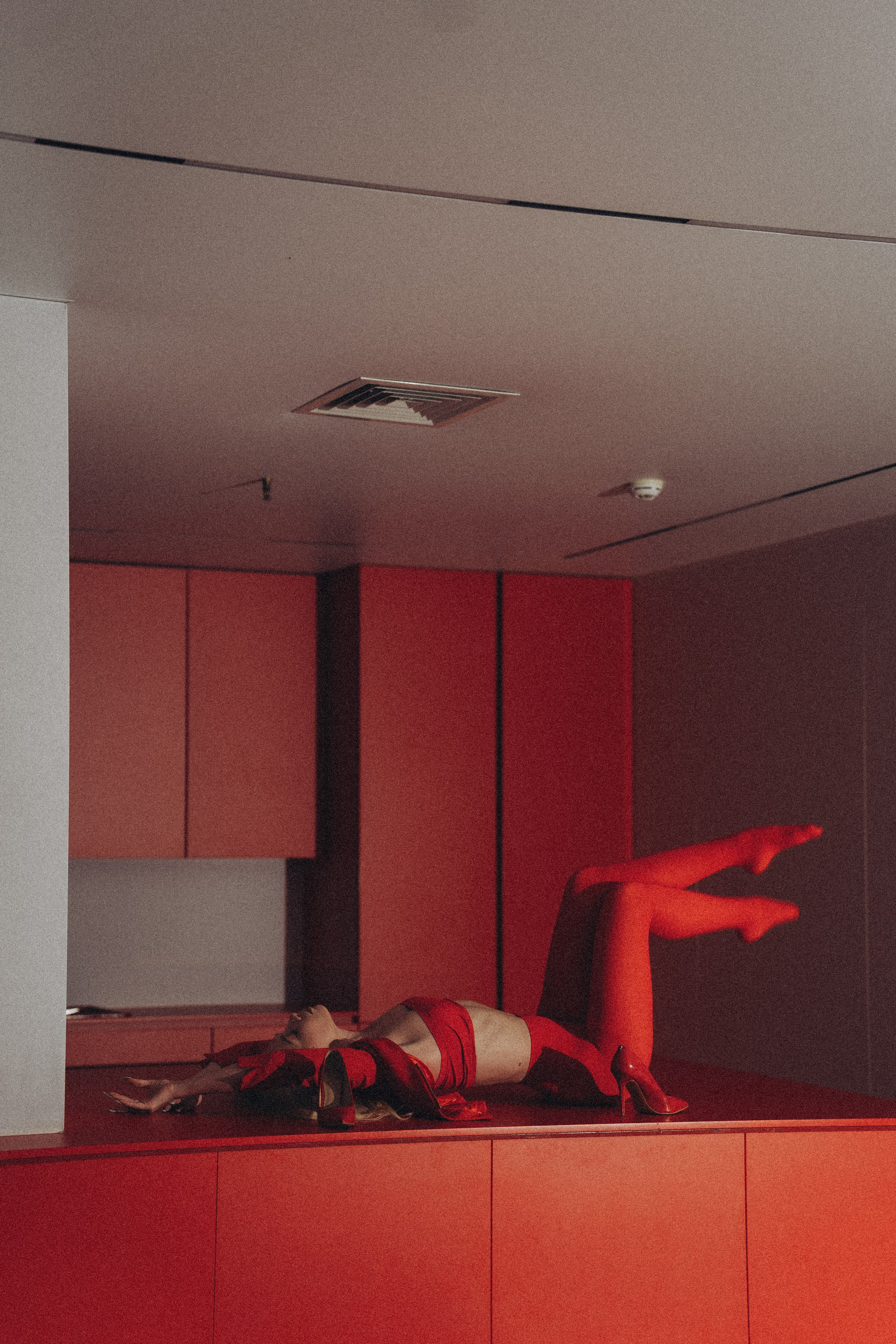 ФОТОСЕССИЯ К НОВОМУ ГОДУ В СТУДИИ С ЕЛОЧКОЙ КРАСИВЫЙ ОБРАЗ. Профессиональный фотограф, Санкт-Петербург — Виктория Богомолова