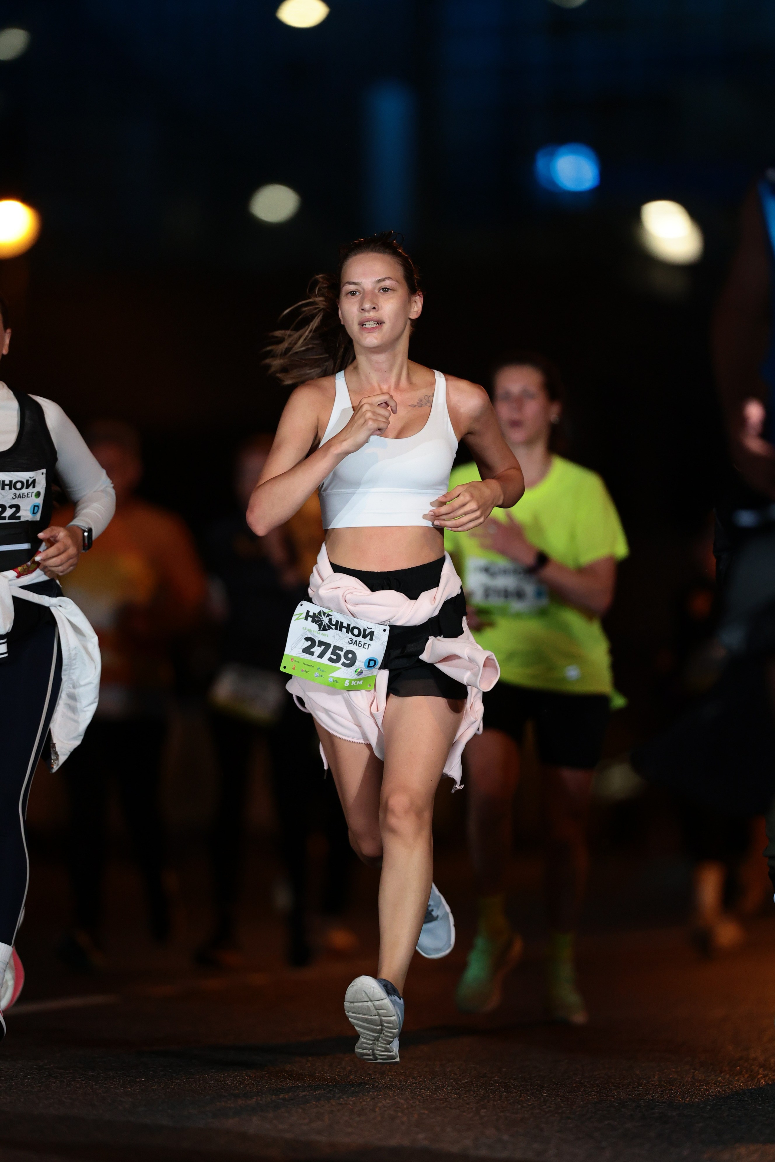 ПушкинРан ночной забег 2025. Спортивный фотограф в Санкт-Петербурге Илья Vacool