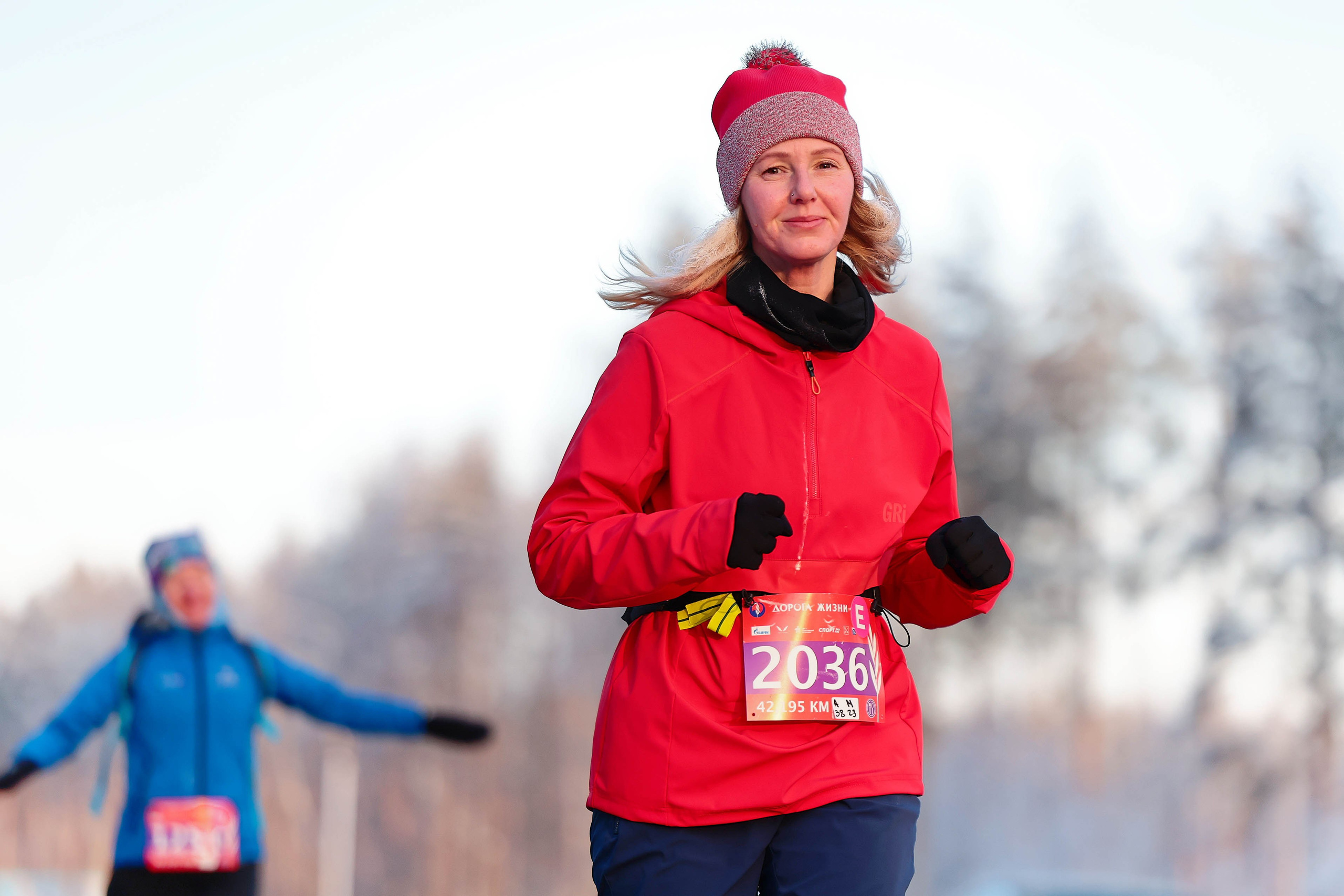 Зимний марафон «Дорога жизни» 2026. Спортивный фотограф в Санкт-Петербурге Илья Vacool