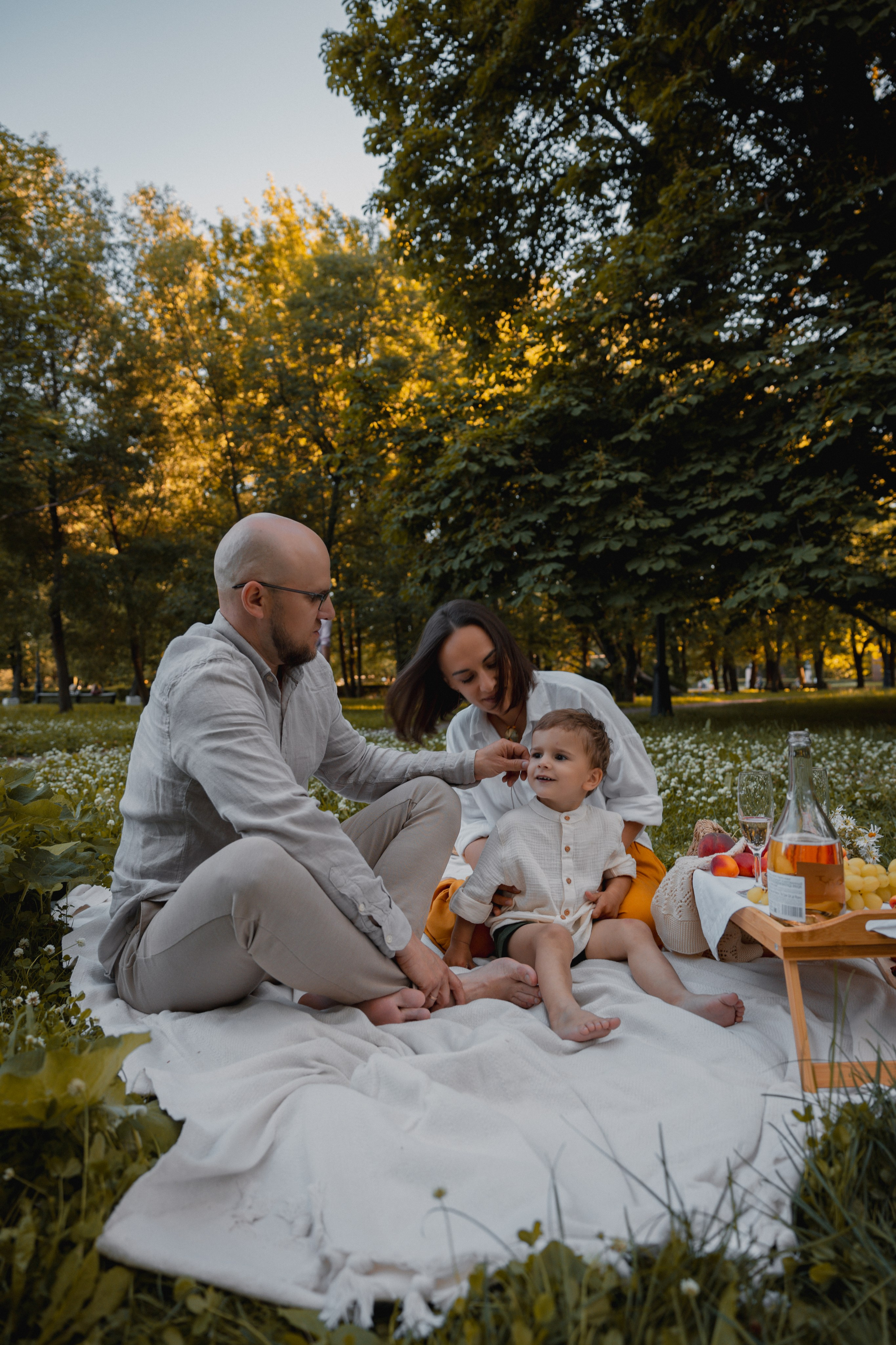Пикник в парке. Андрей, Катя и Платон. Ваш семейный newborn и lifestyle фотограф в СПБ Наталья Журавлева