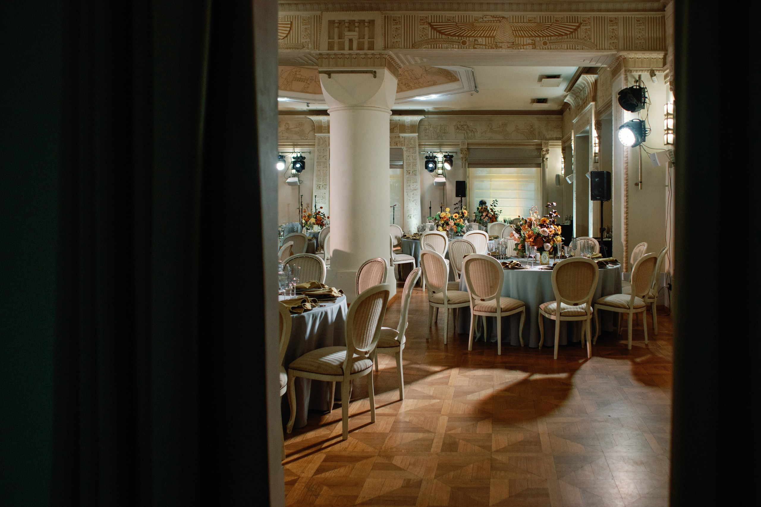 Благородное собрание. Kirillova Studio — мастерская декора и событий Юли Кирилловой