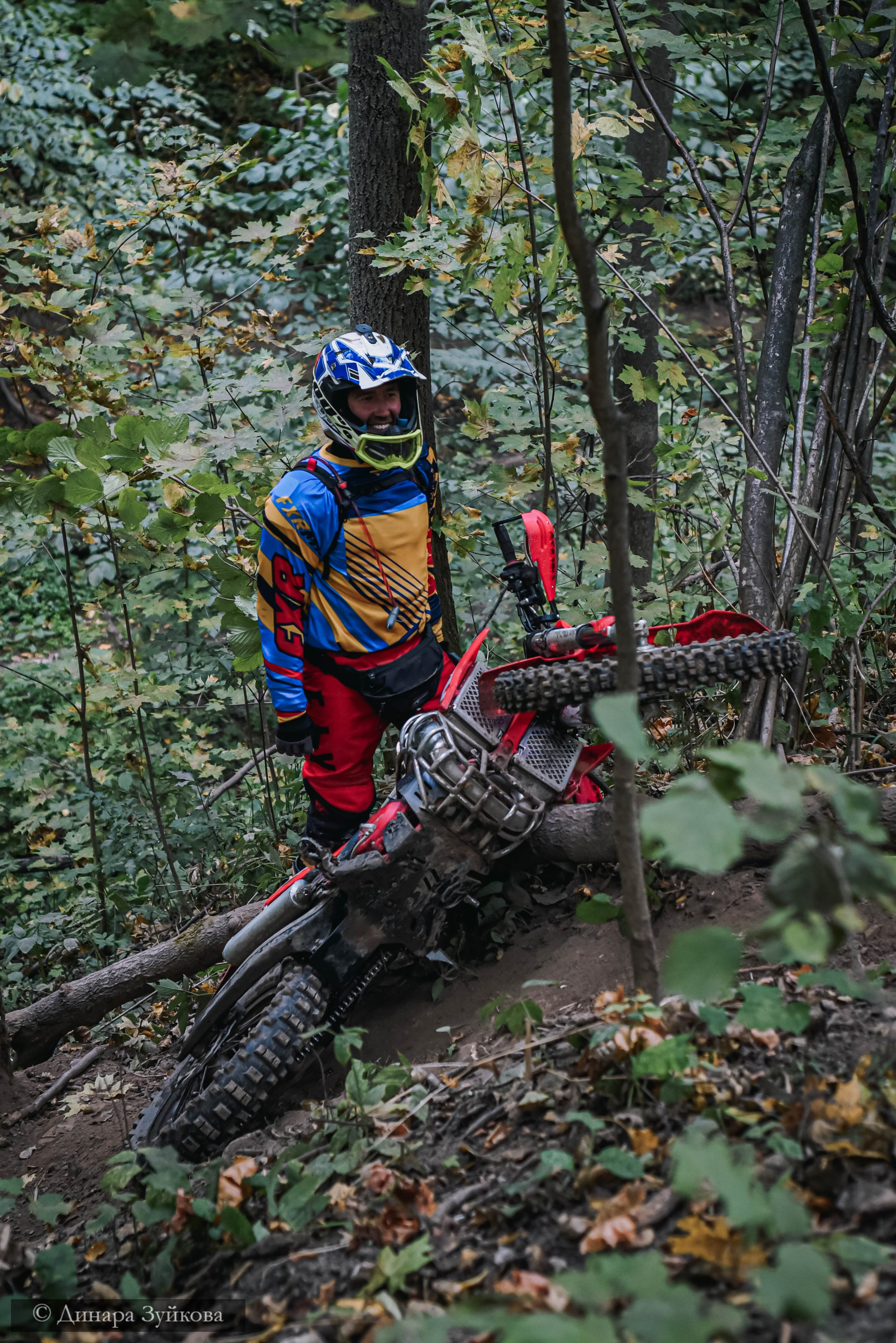 Кукушкин овраг-осенний путь назад. Мотофотограф в Нижнем Новгороде Динара Зуйкова