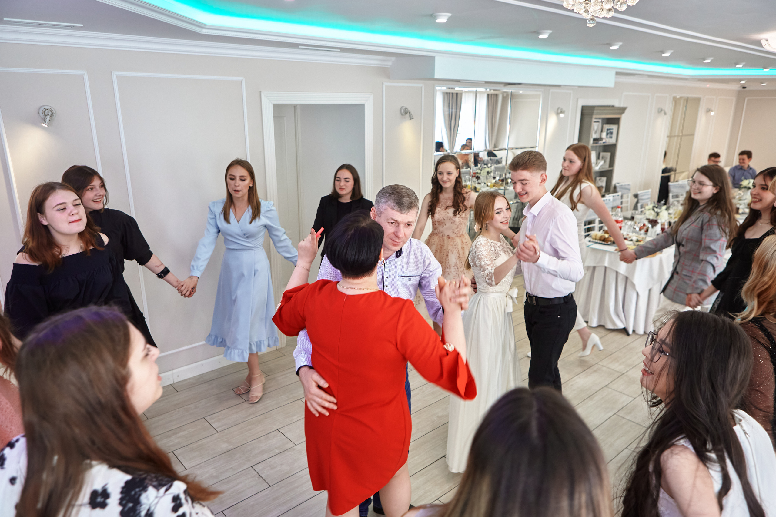 Банкеты, вечеринки, бары. Visual artist Konstantin KoT