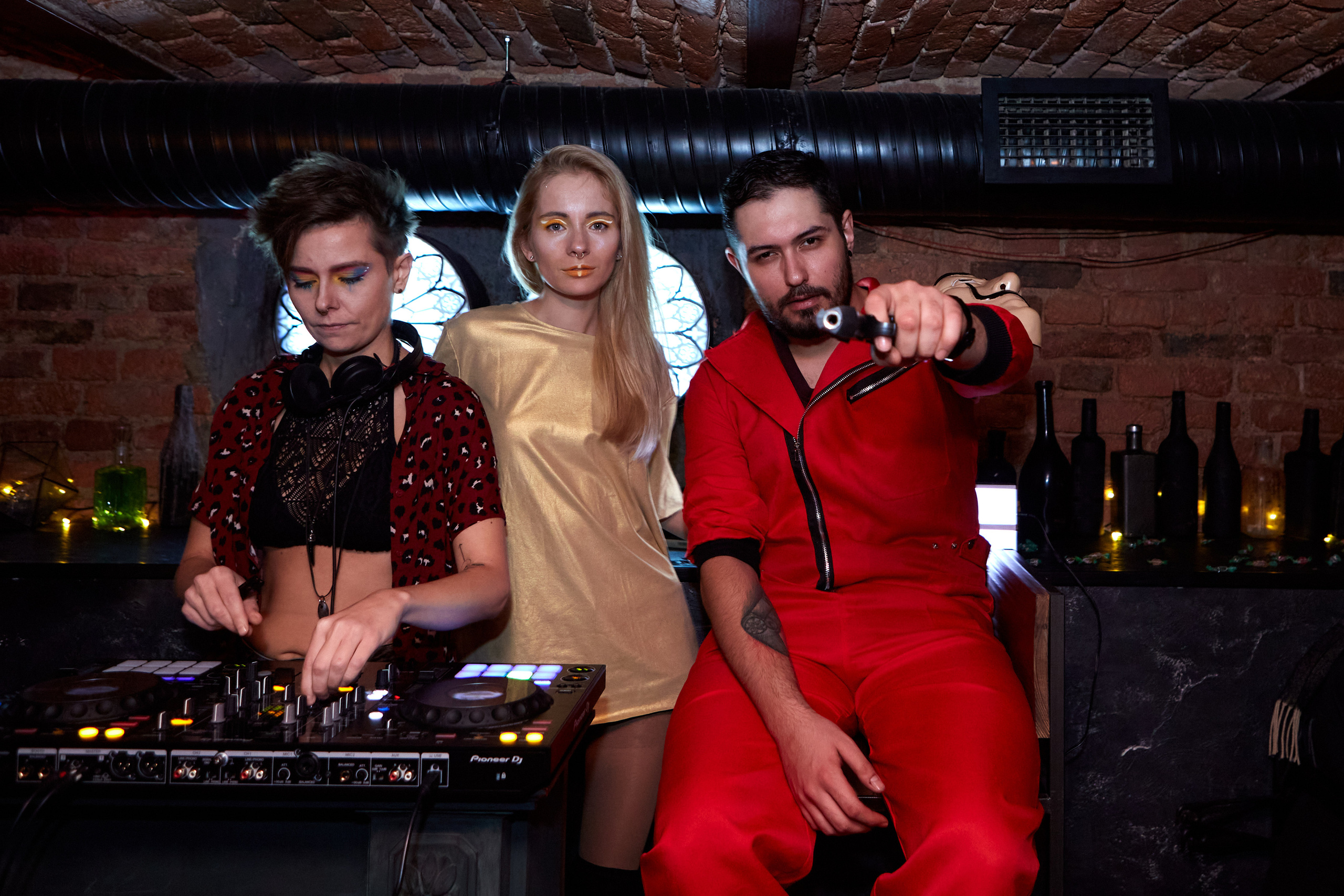 Банкеты, вечеринки, бары. Visual artist Konstantin KoT