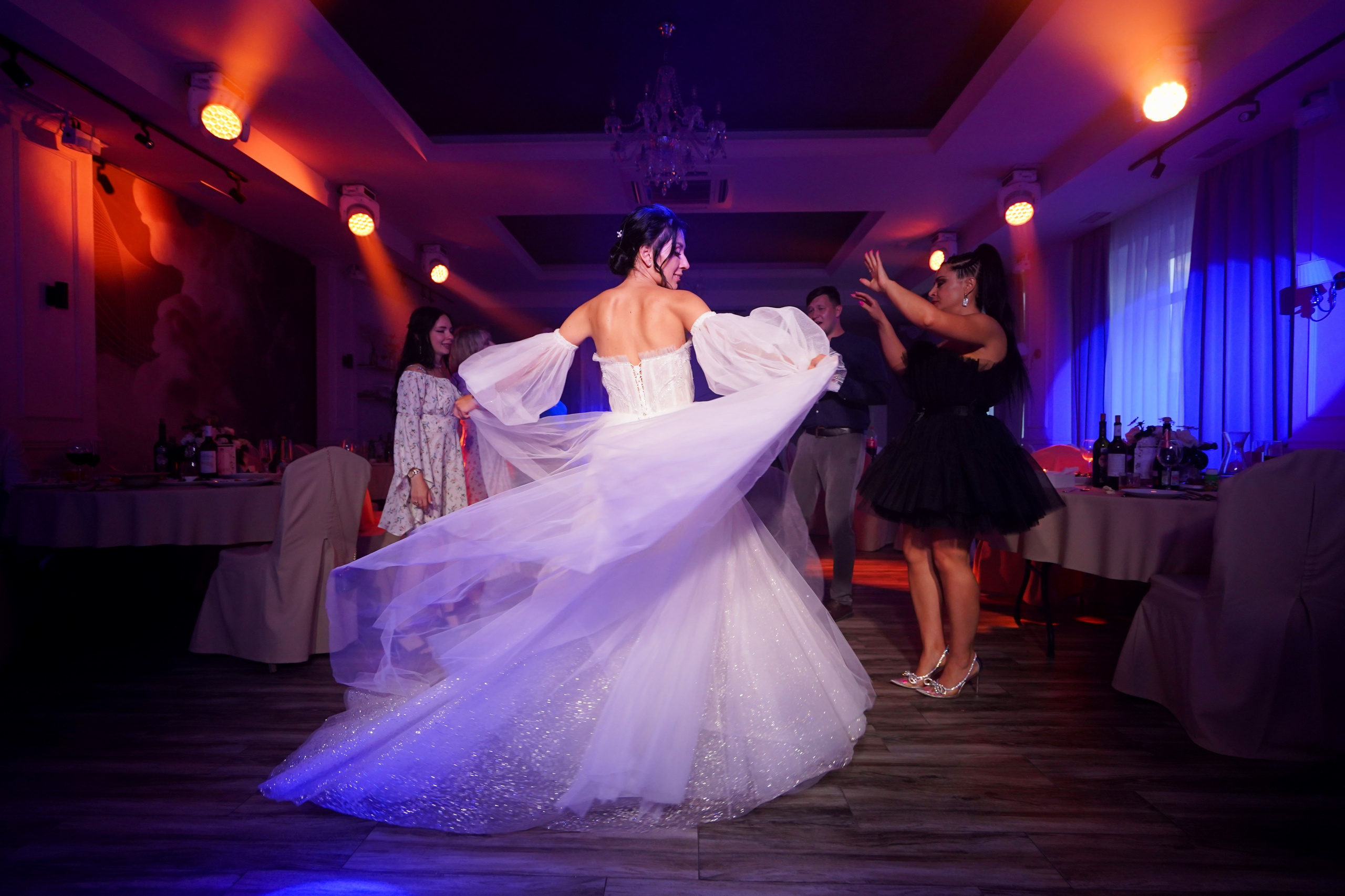 Юля + Артур: полная серия (пакет полный день). BYFOX STUDIO 68 — фото и видеосъёмка Тамбов, Москва, Воронеж, Липецк