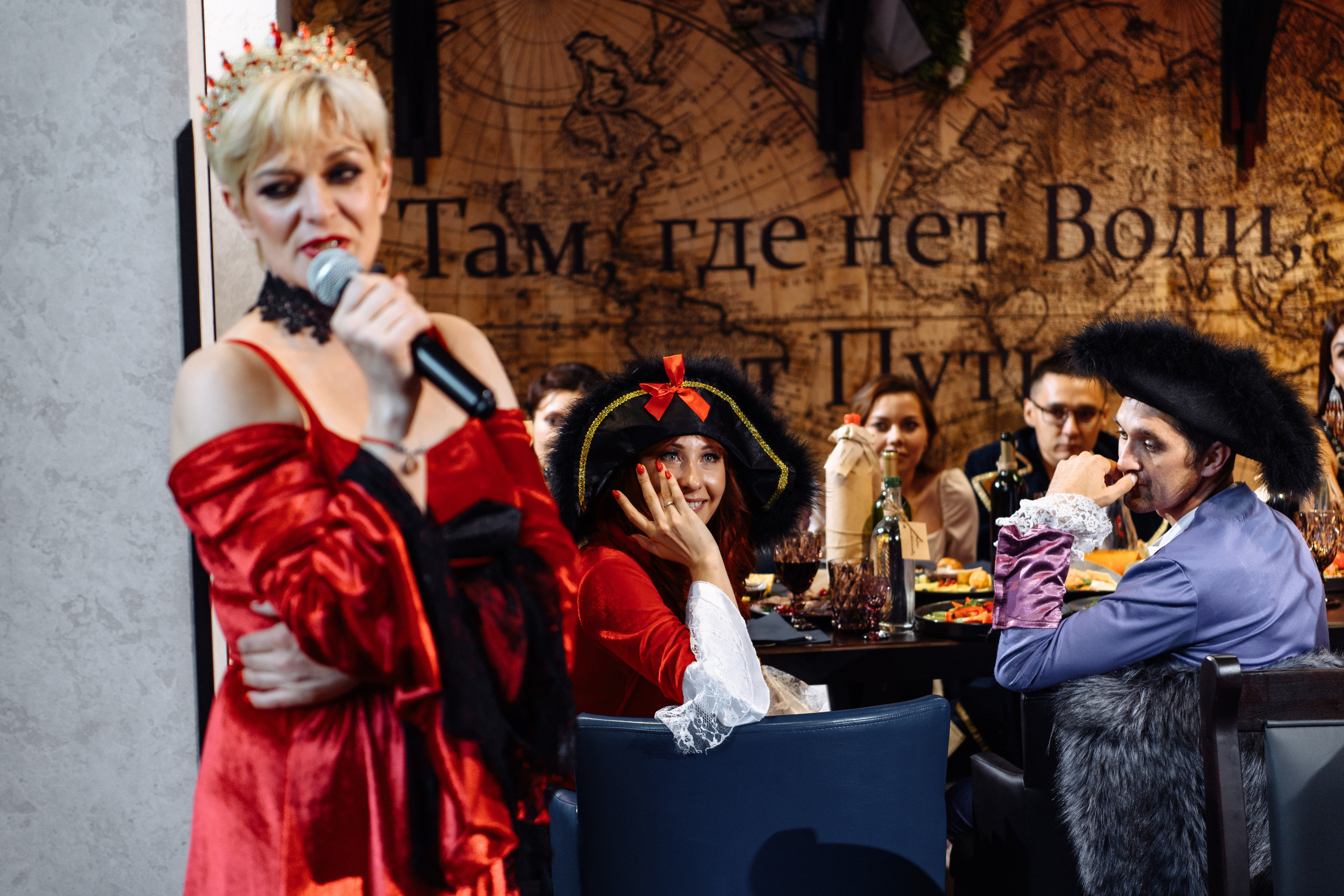 Свадьба в стиле средневековья, банкет в ресторане Викинги. Свадебный и семейный фотограф в Уфе | Винс Константин | Фотопроекты