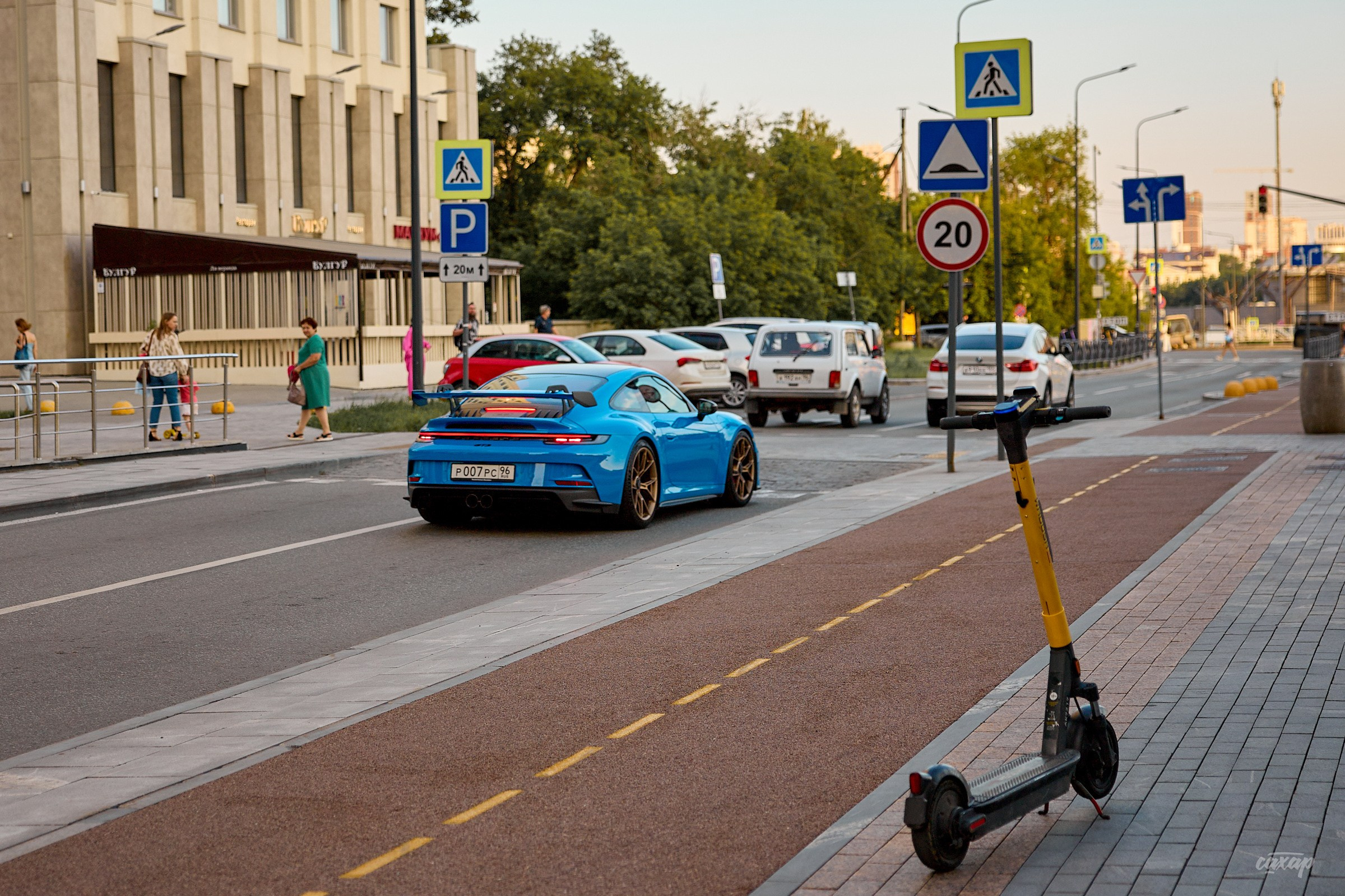 Фотопрогулка #3 от 03.07.2024. Профессиональный фотограф в Екатеринбурге Юра Сахар