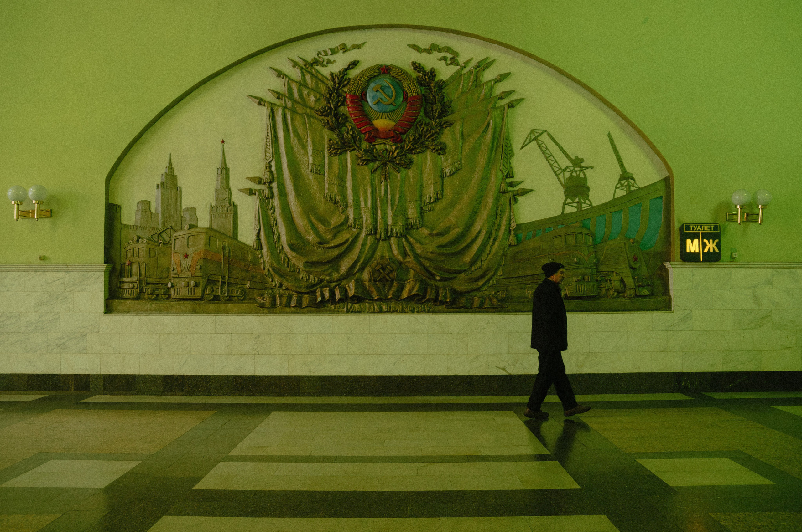 Вокзалы. Фотографии Дмитрия Захаренко