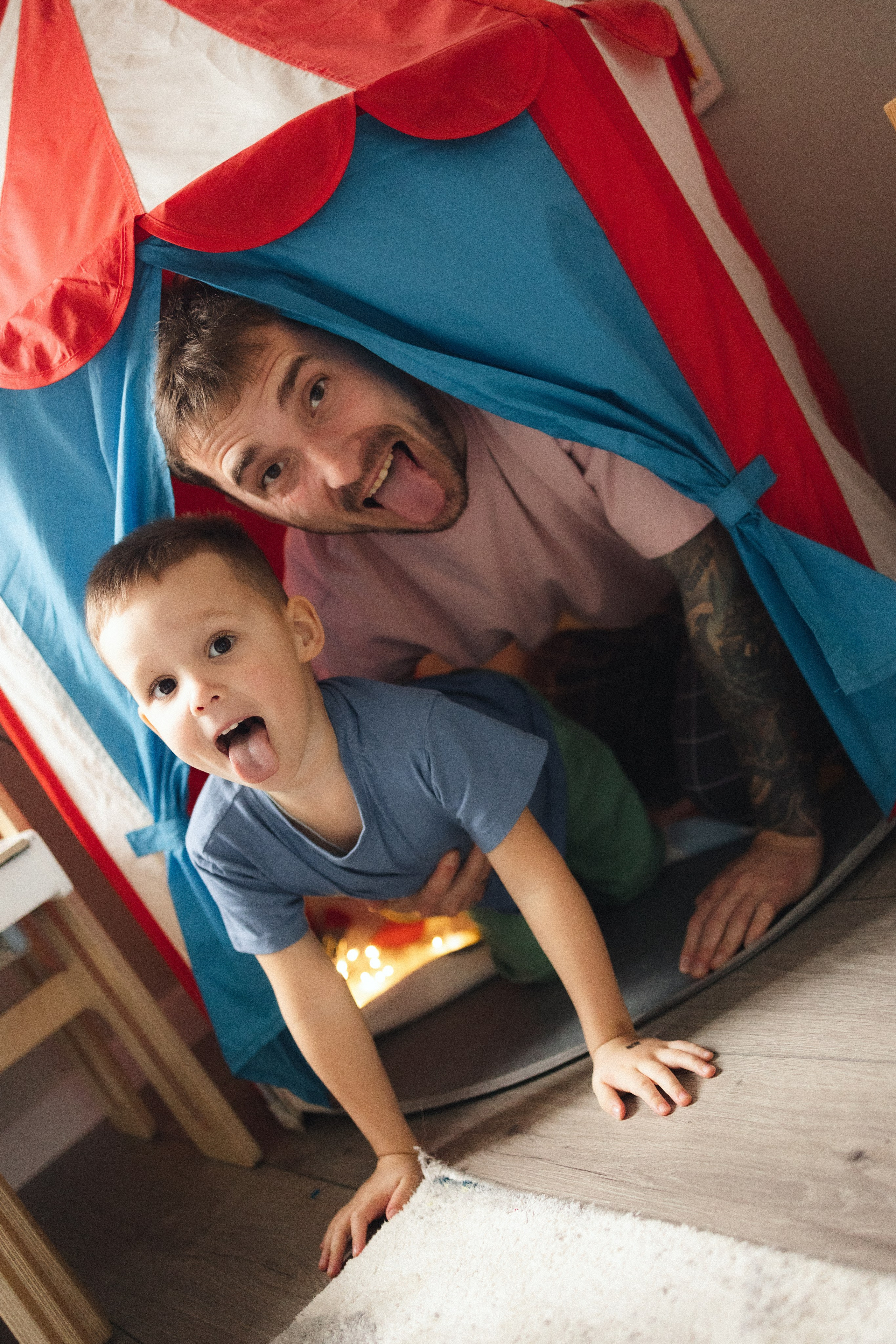 Появление брата. Фотограф из Петербурга