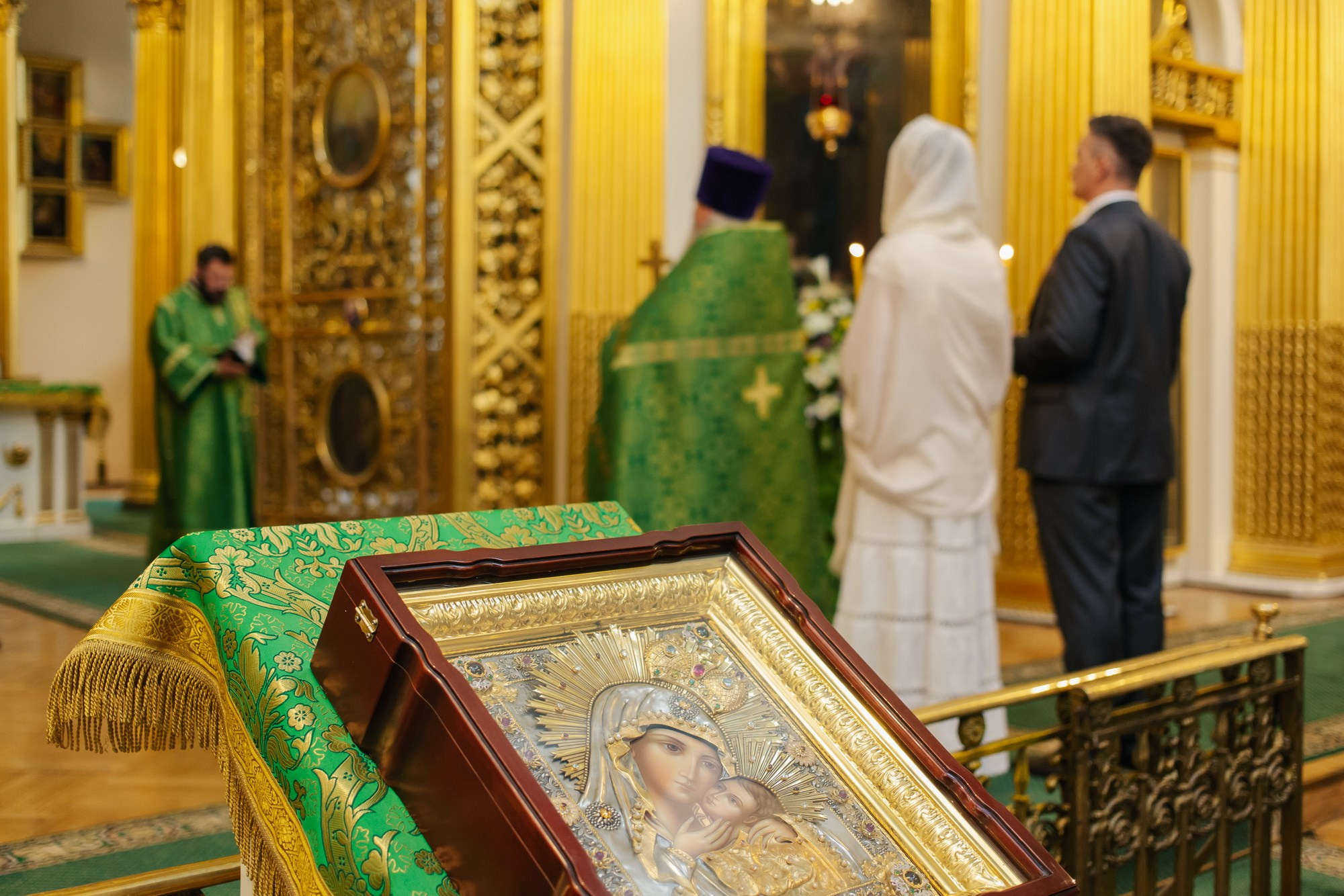 Венчание в Спасо Преображенском соборе сколько стоит, где повенчаться в Питере, обвенчаться в Санкт Петербурге, какую церковь выбрать для венчания, стоимость венчания в СПб