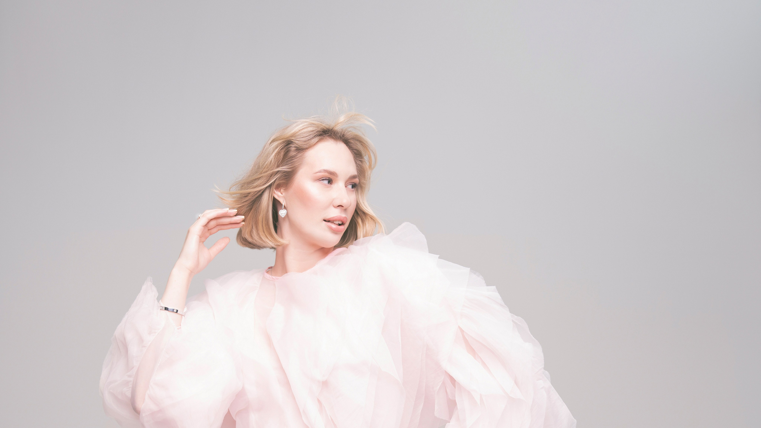 Портретный фотограф в Тюмени Александра Кондратьева