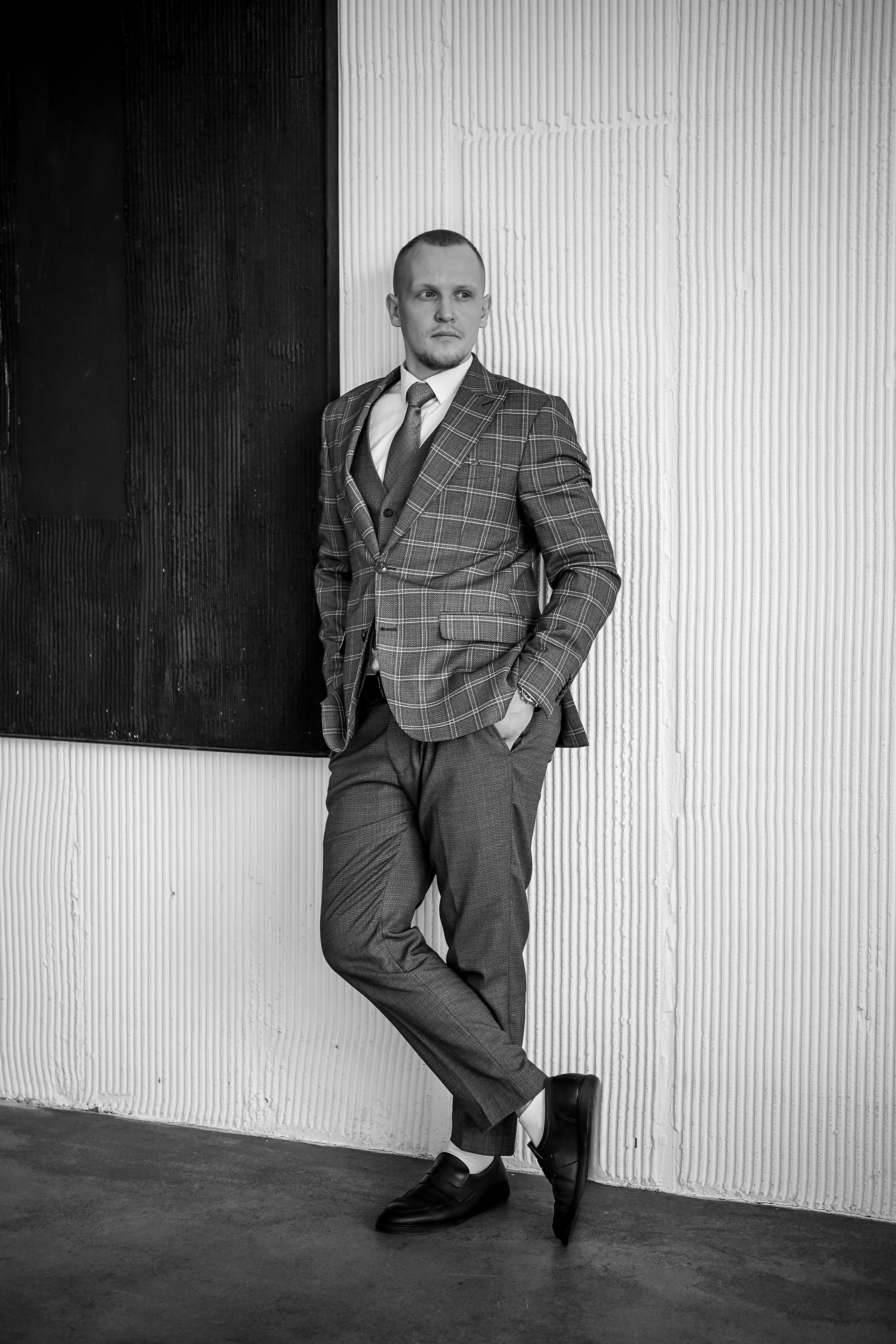 Ведущий Тимофей. Фотограф