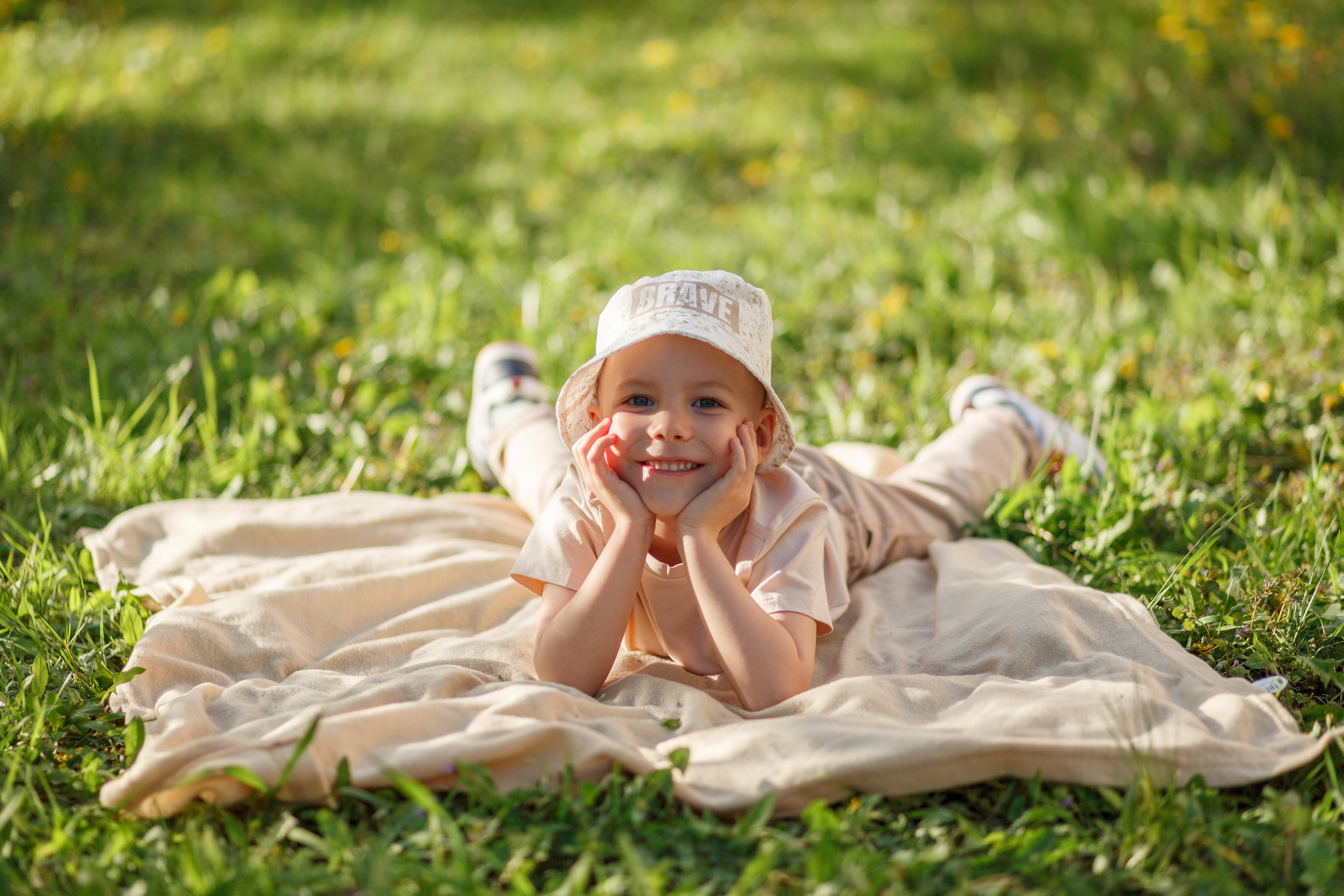 Фотосессия в цветении Екатерина и Матвей. Фотограф в Самаре Юлия Решетнева