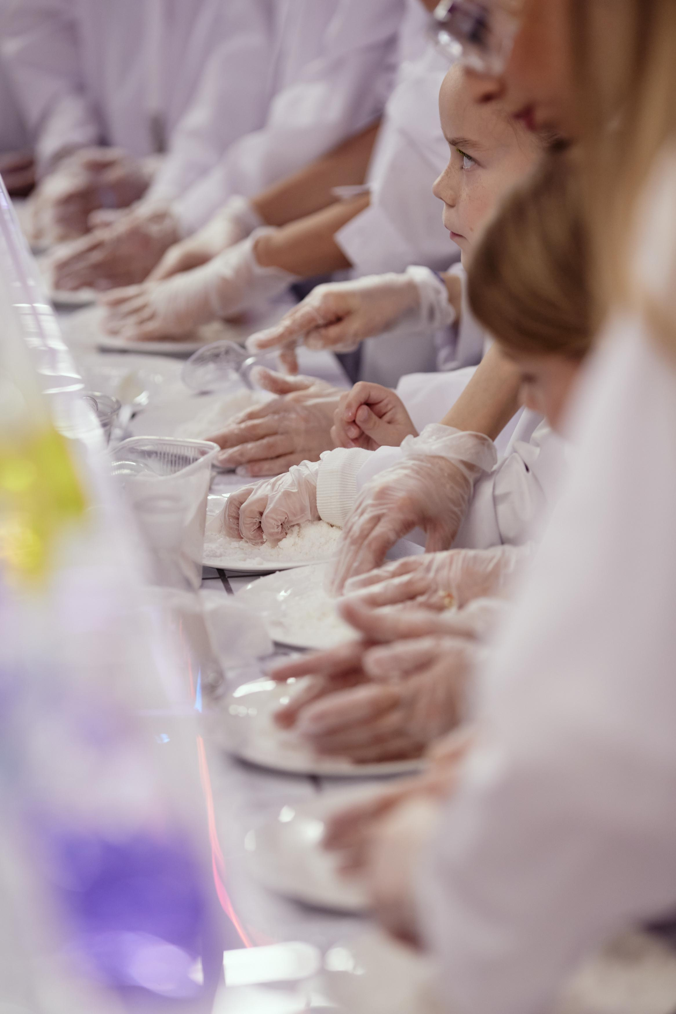 ALICE LAB. Дмитрий Мазуркевич: Профессиональный Репортажный Фотограф