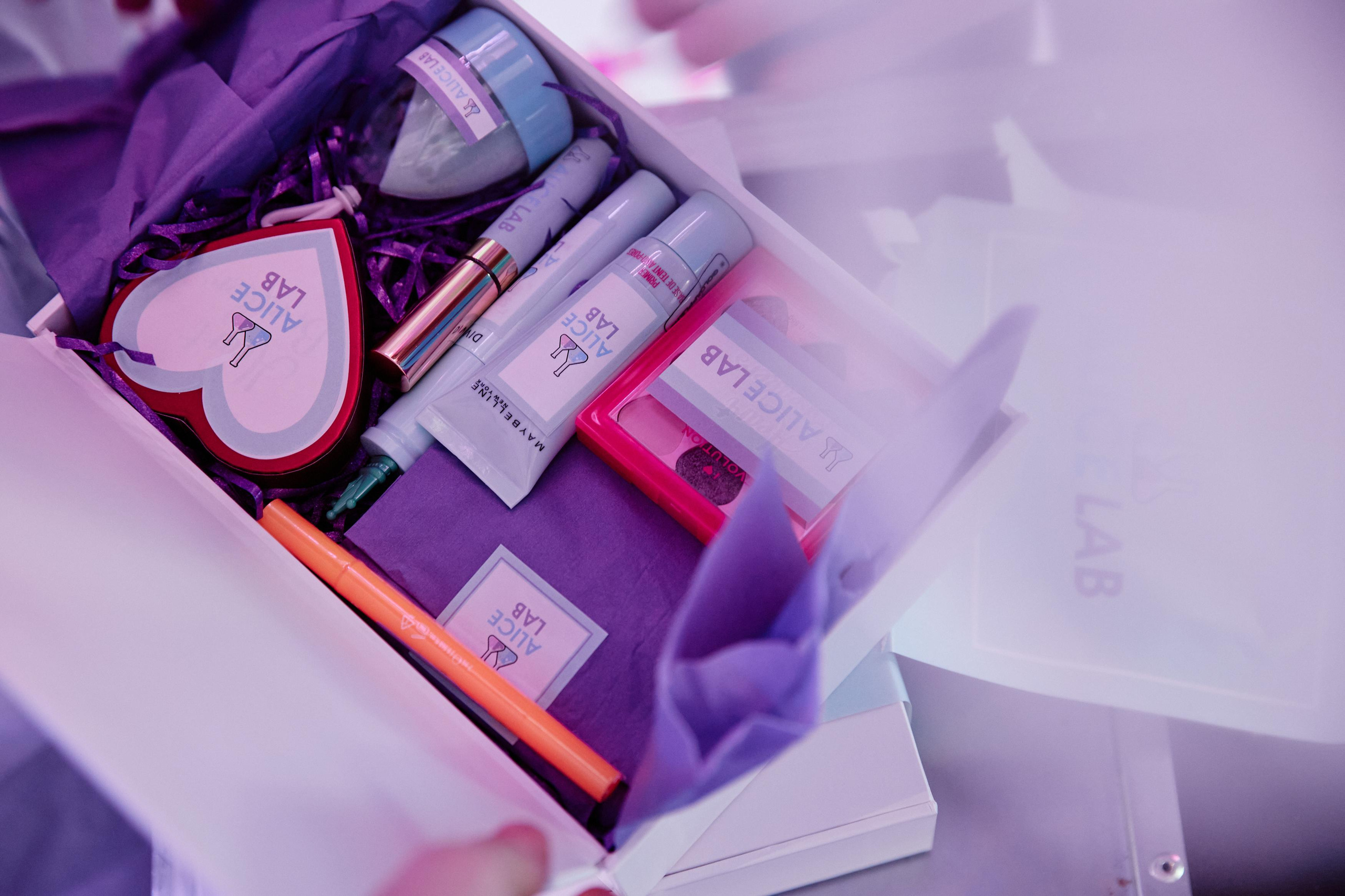 ALICE LAB. Дмитрий Мазуркевич: Профессиональный Репортажный Фотограф