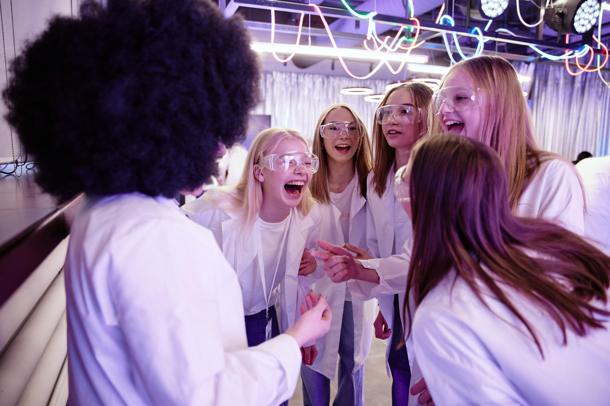 ALICE LAB. Дмитрий Мазуркевич: Профессиональный Репортажный Фотограф