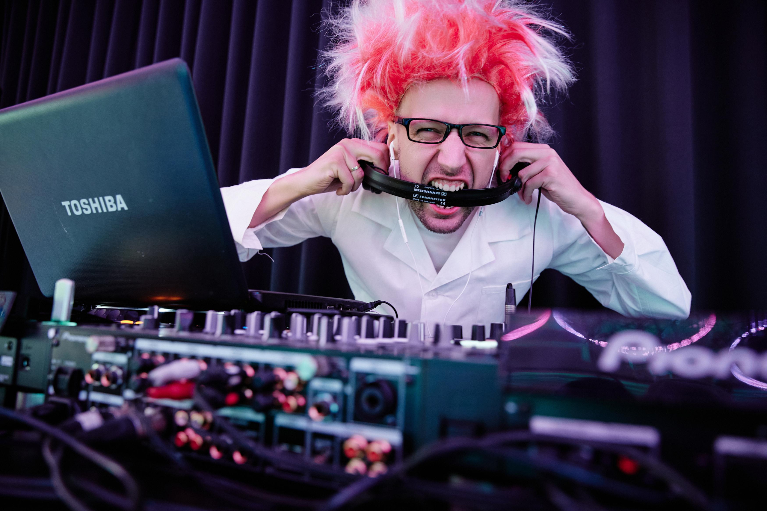 ALICE LAB. Дмитрий Мазуркевич: Профессиональный Репортажный Фотограф