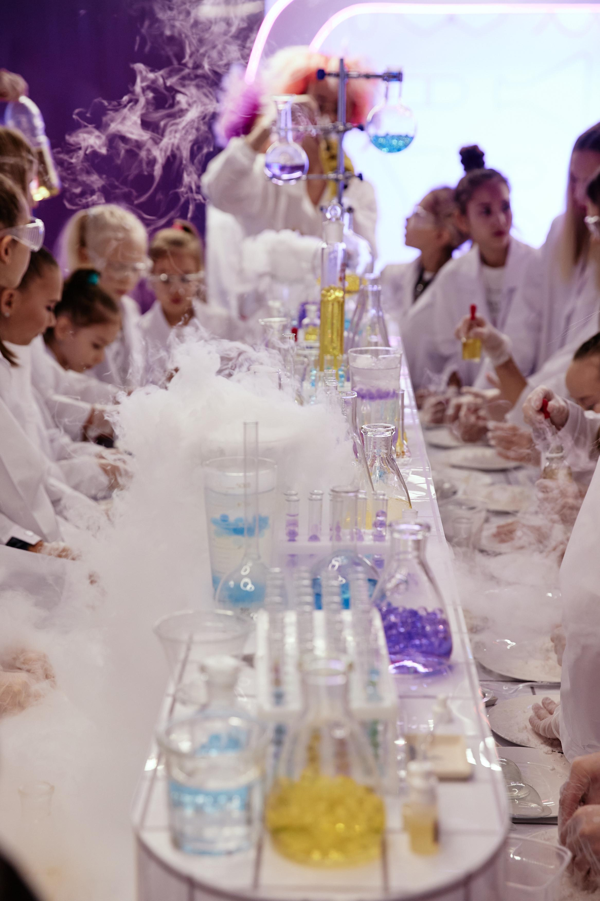 ALICE LAB. Дмитрий Мазуркевич: Профессиональный Репортажный Фотограф