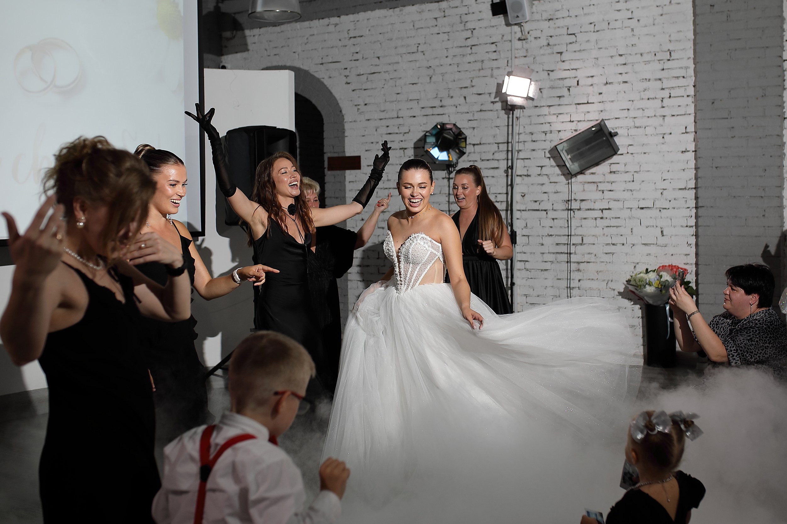 Иван и Дарья. Свадебный и семейный фотограф и видеограф в Екатеринбурге Полянские Тимур и Анастасия